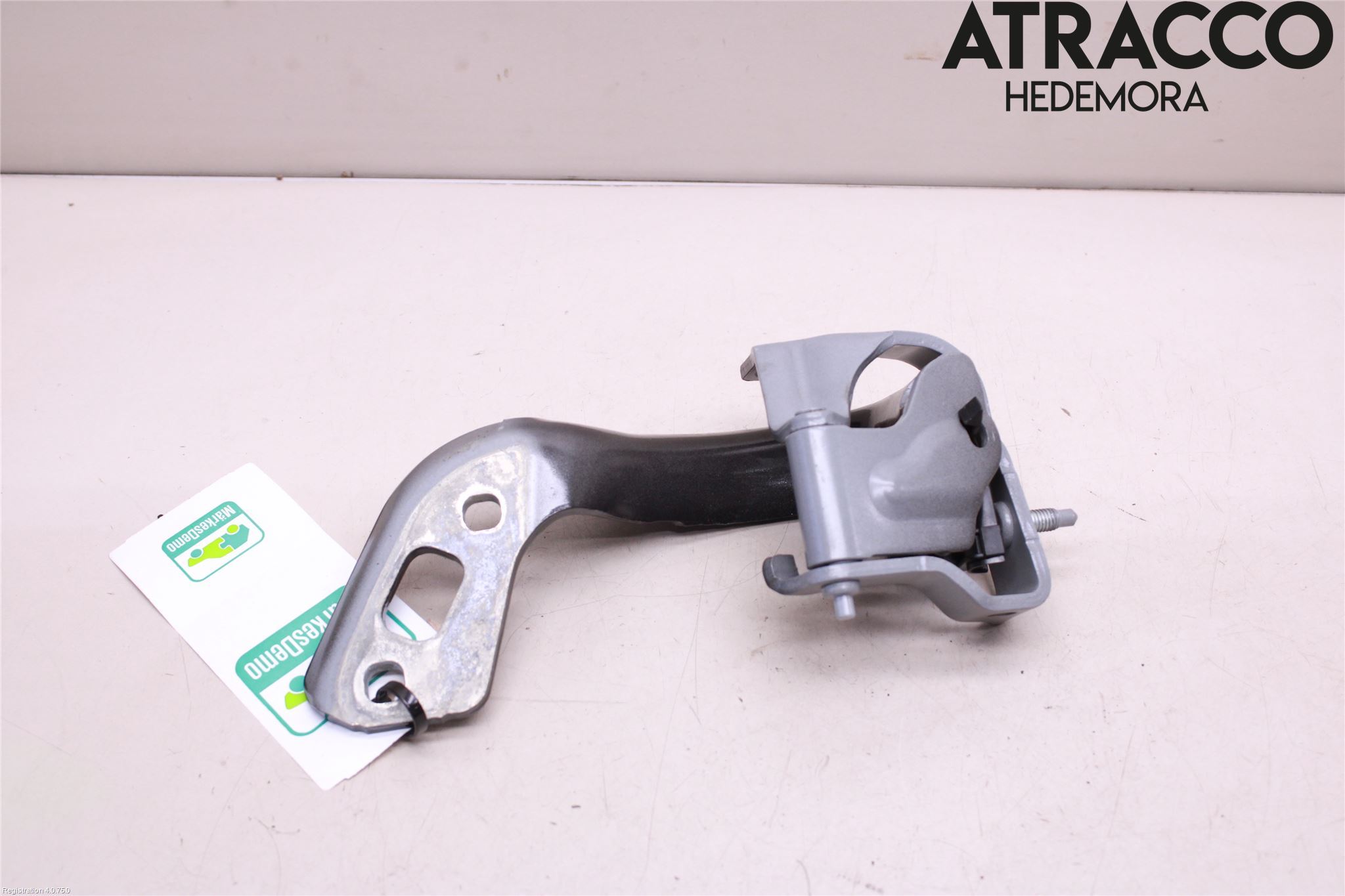 Audi A4/S4 08-11 Bakluckegångjärn Vä