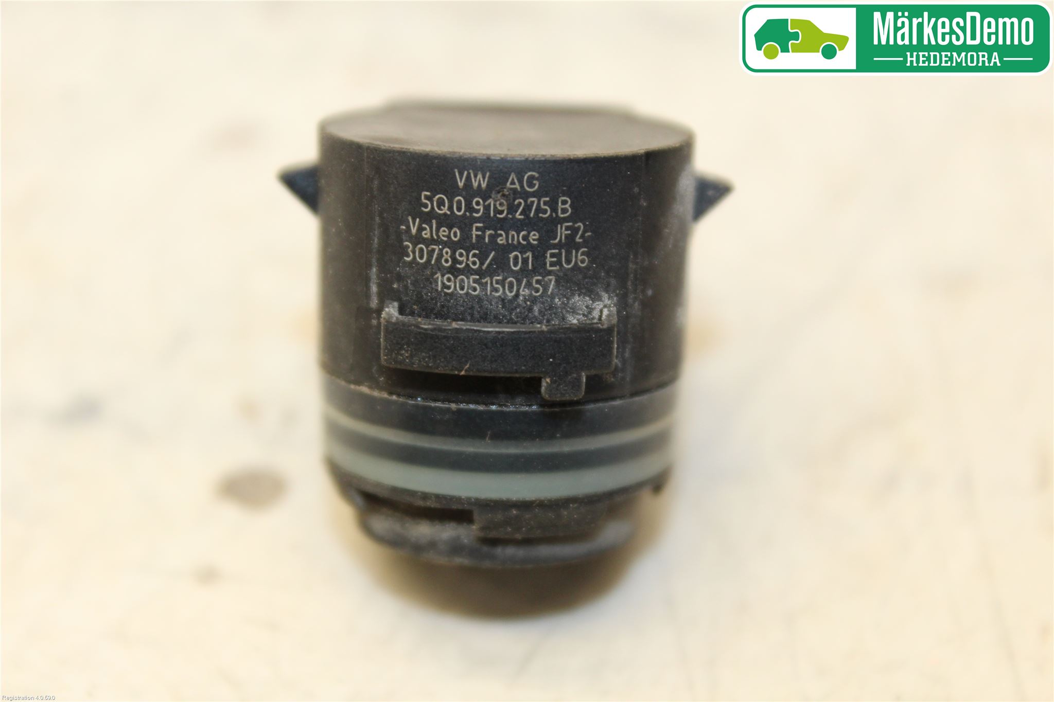 Volkswagen VW PASSAT 15-19 Parkeringshjälp Frontsensor