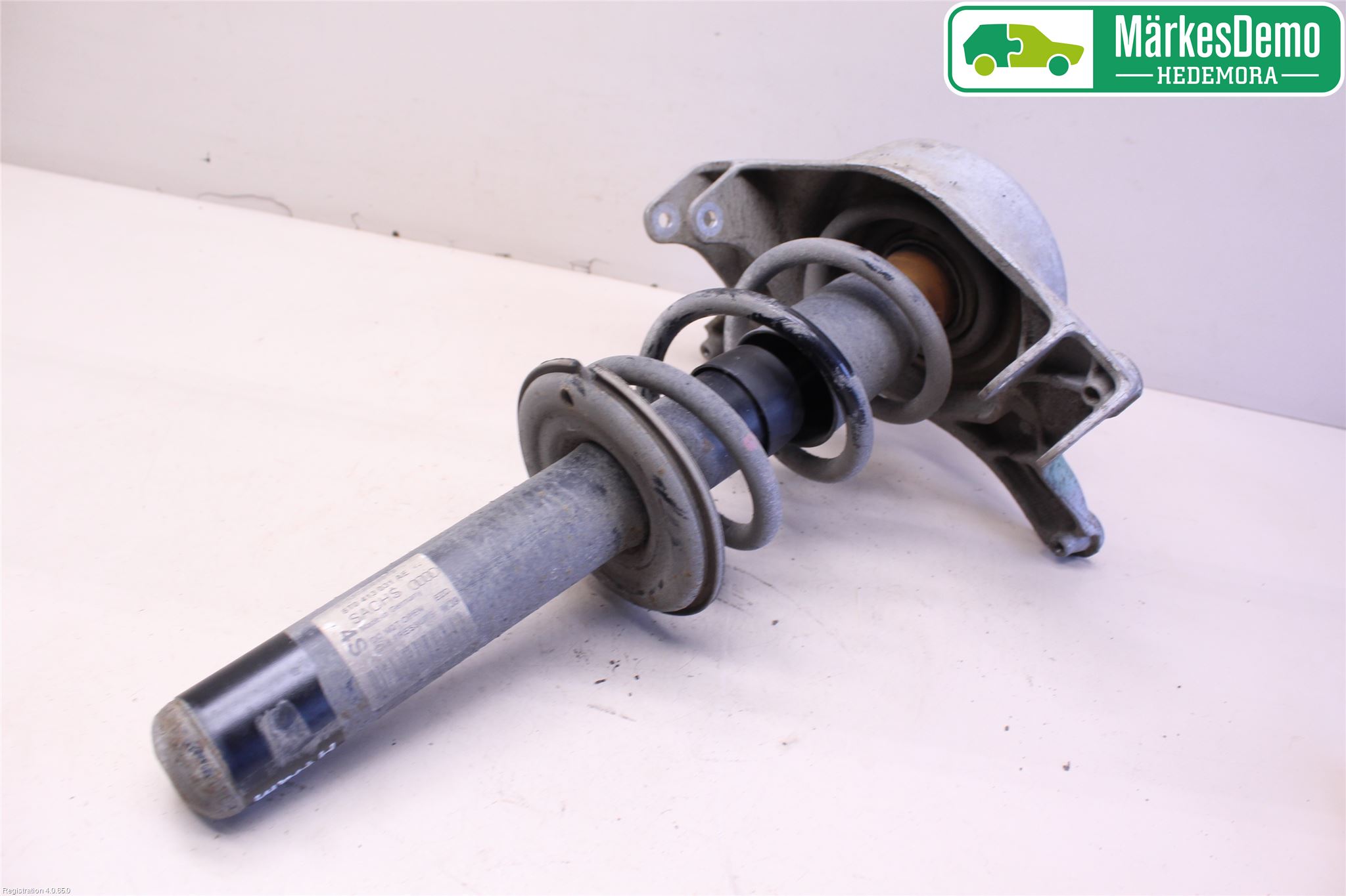 Audi A5 07-16 Fjäderben Fram Höger