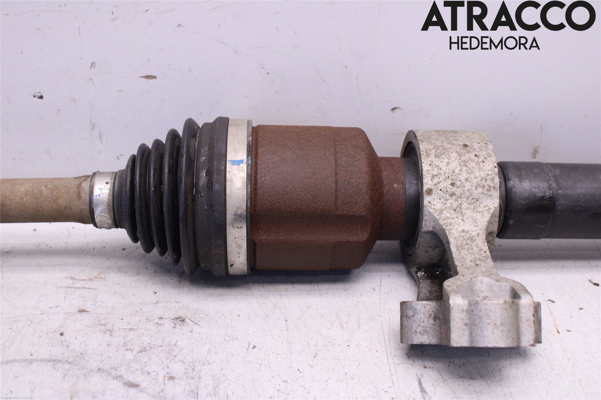 Kia NIRO (DE) 17-22 Drivaxel Fram Höger