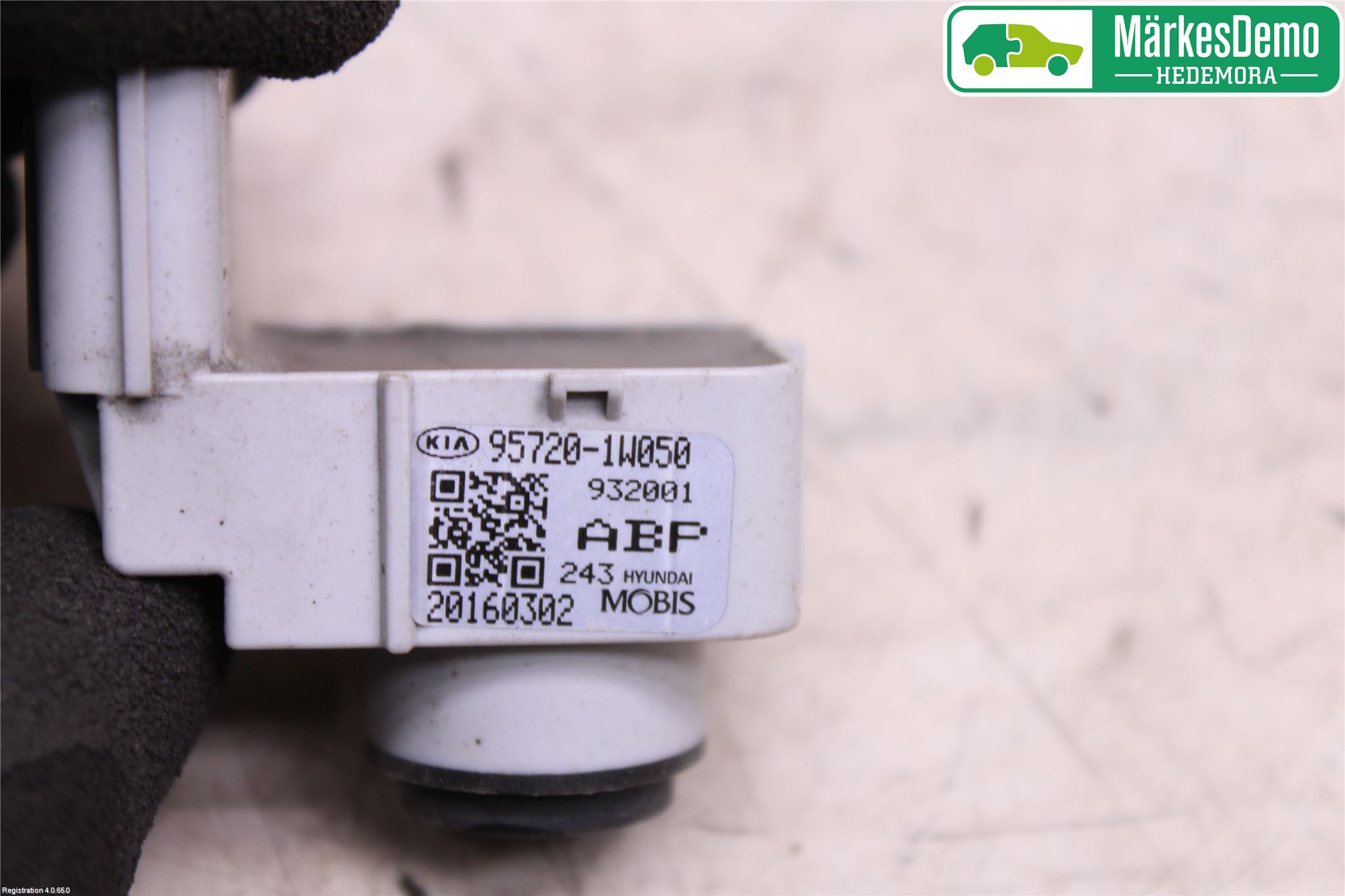 Kia RIO 12-16 Parkeringshjälp Backsensor