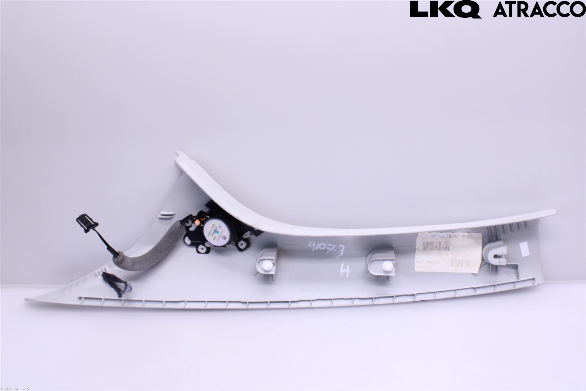 Volkswagen VW TRANSP/CARAVELLE (T7) 22-24 Inr Plastd A-B-C Stolpe