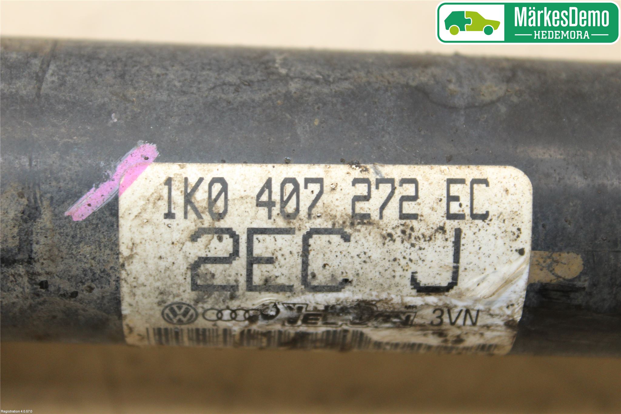 Volkswagen VW GOLF VI 09-13 Drivaxel Fram Höger