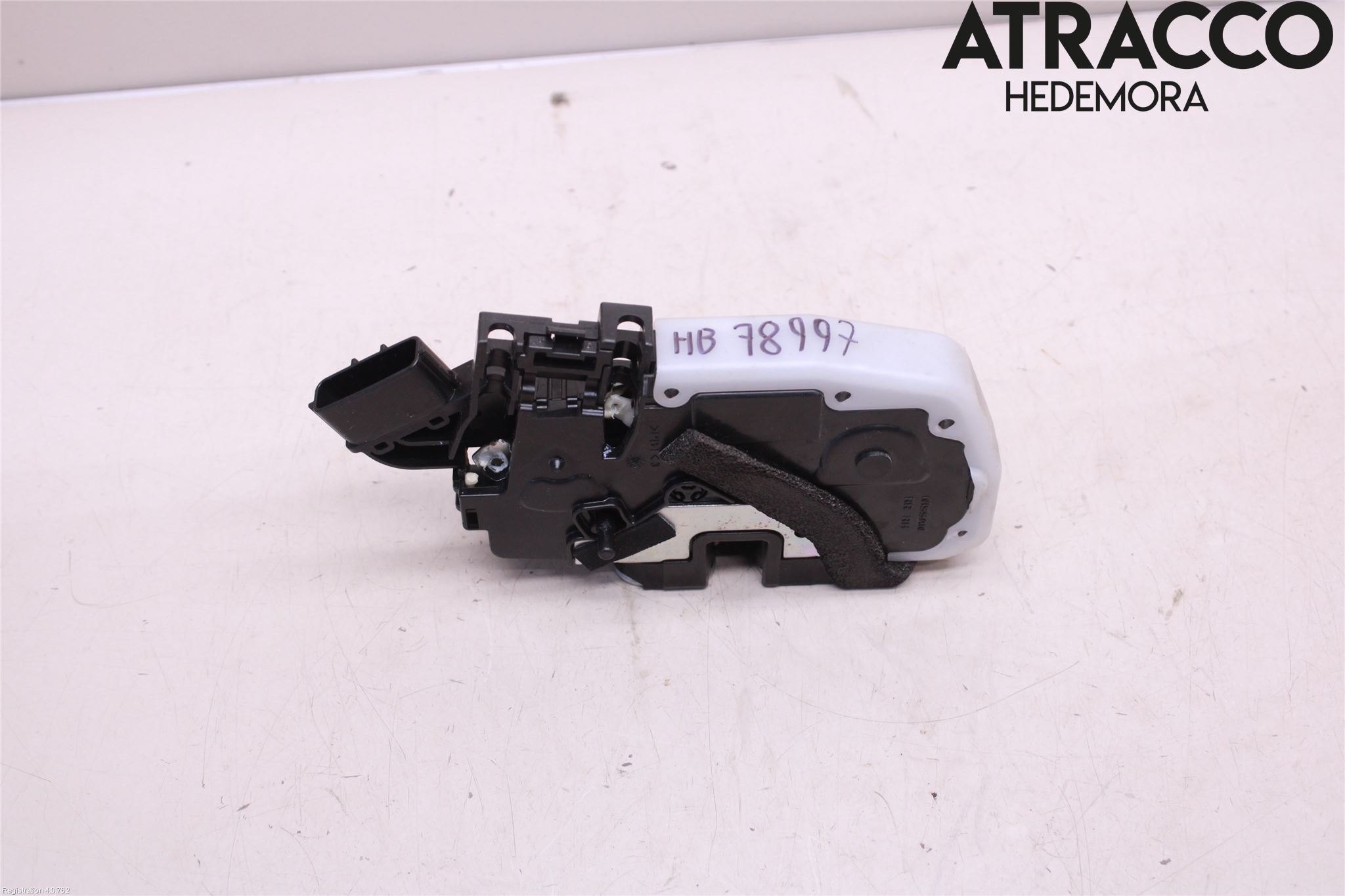 Nissan JUKE 10-14 Låskista-Dörrlås