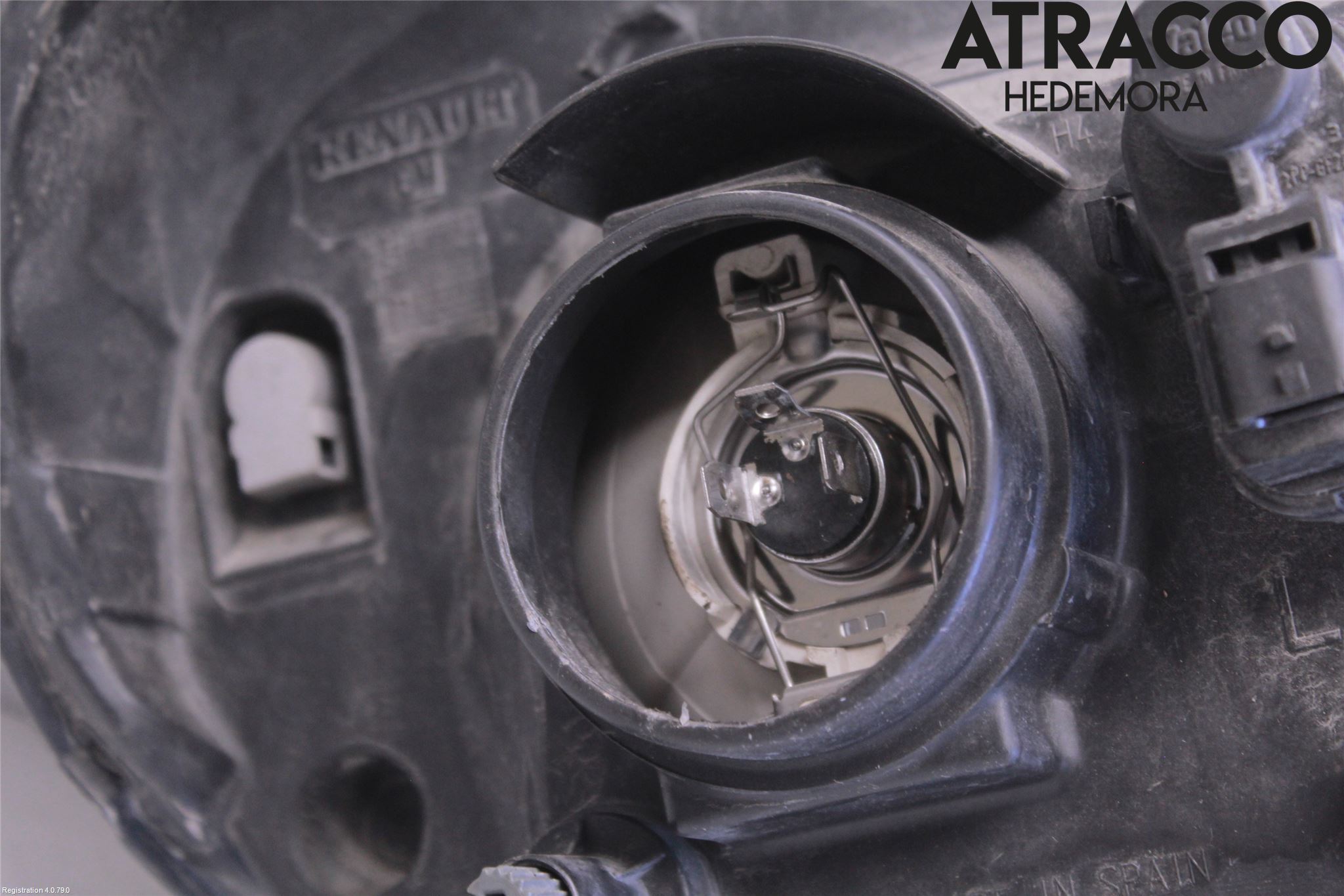 Opel VIVARO 01-14 Strålkastare Vänster