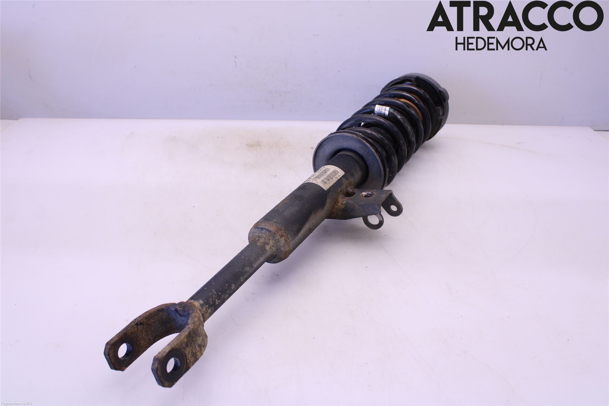 BMW 5 F10/F11/F18 09-17 Fjäderben Fram Vänster