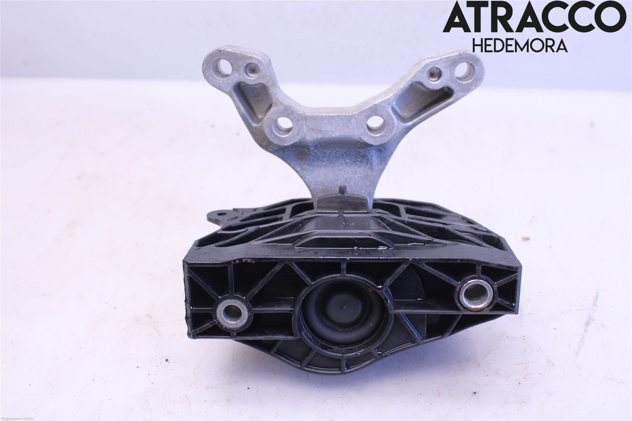 Peugeot 2008/E-2008 20- Motorfäste