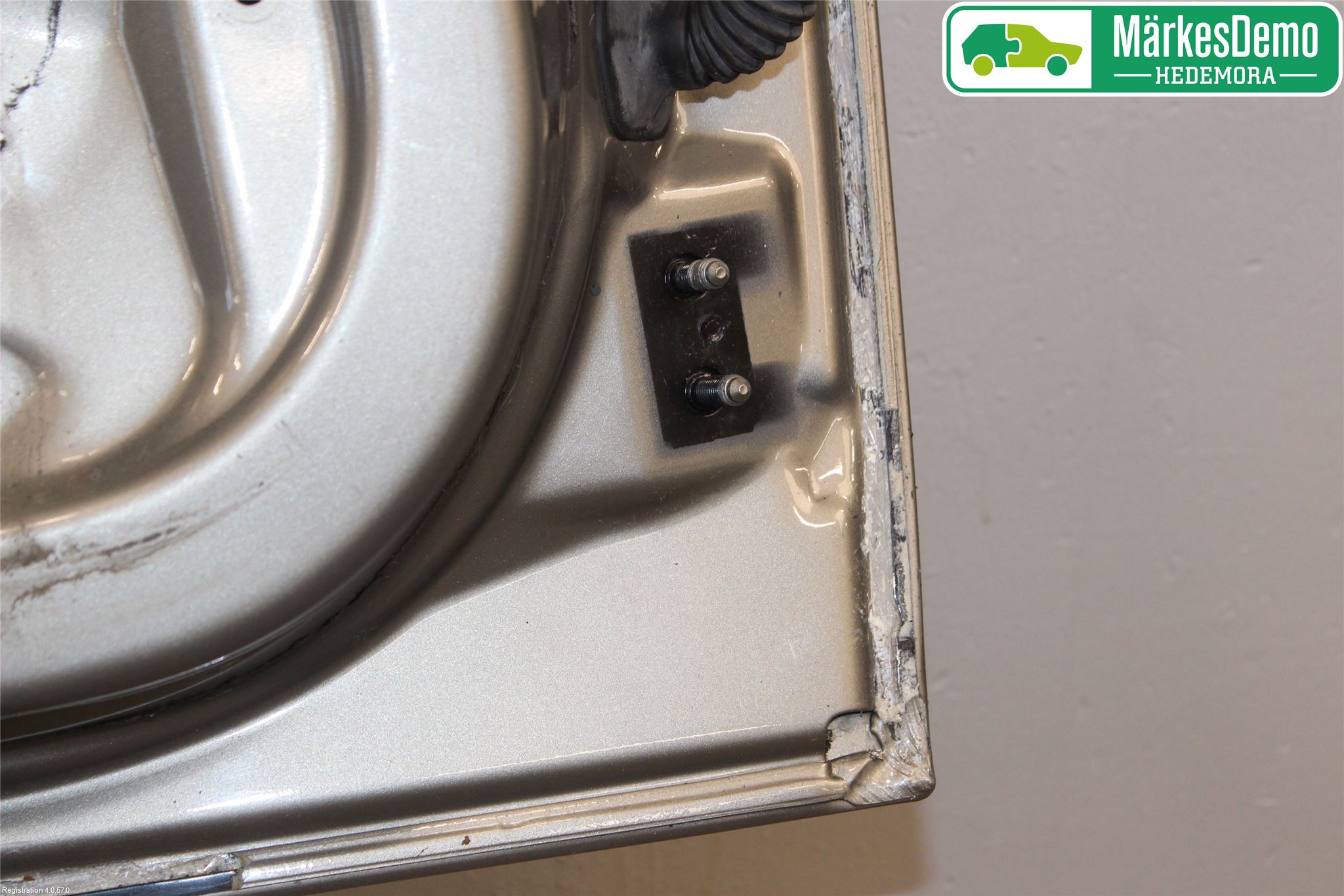 BMW 3 E90/91 SED/TOU 05-12 Dörr Fram Vänster