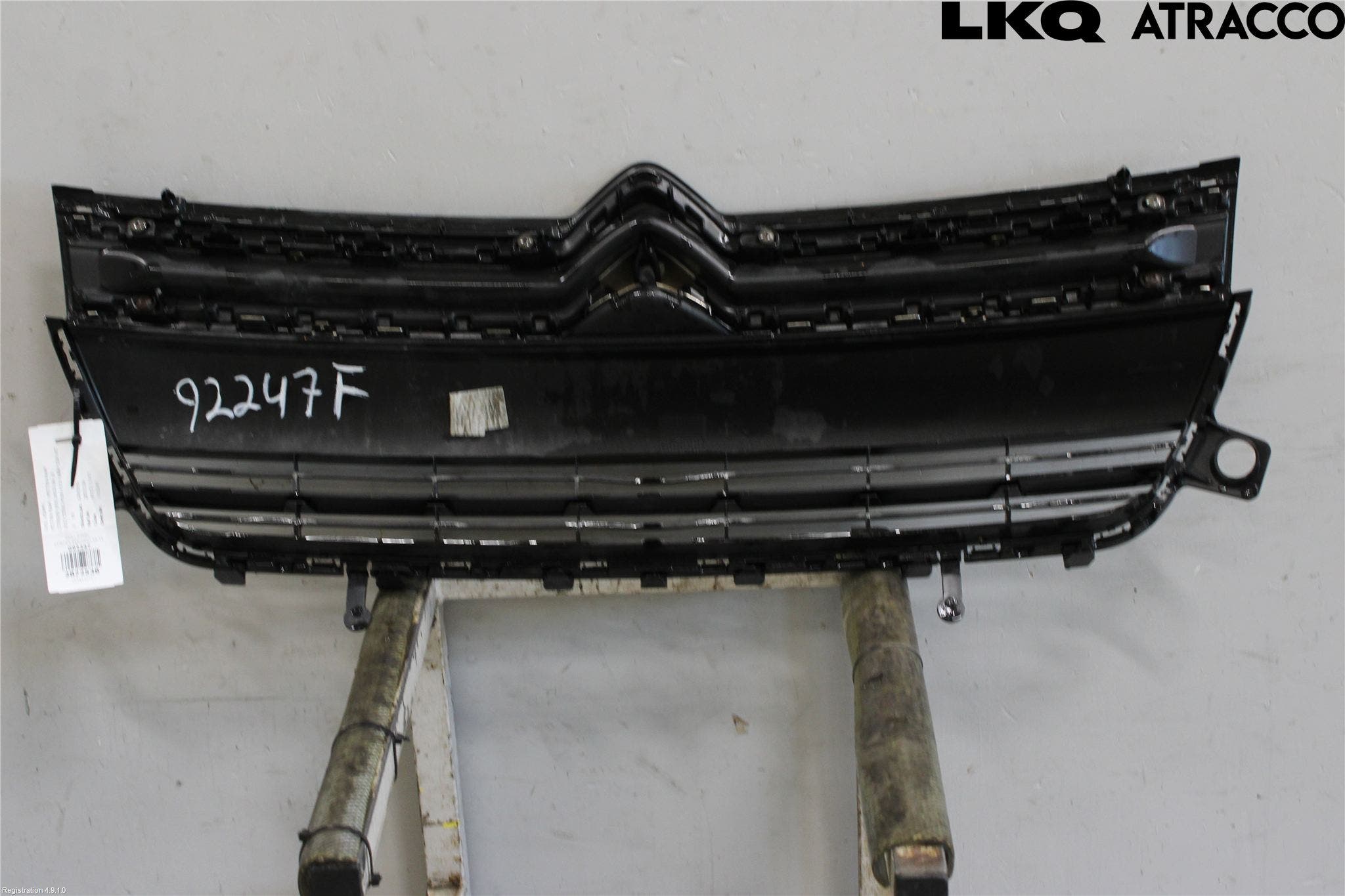 Citroen BERLINGO 08-18 Grill Komp