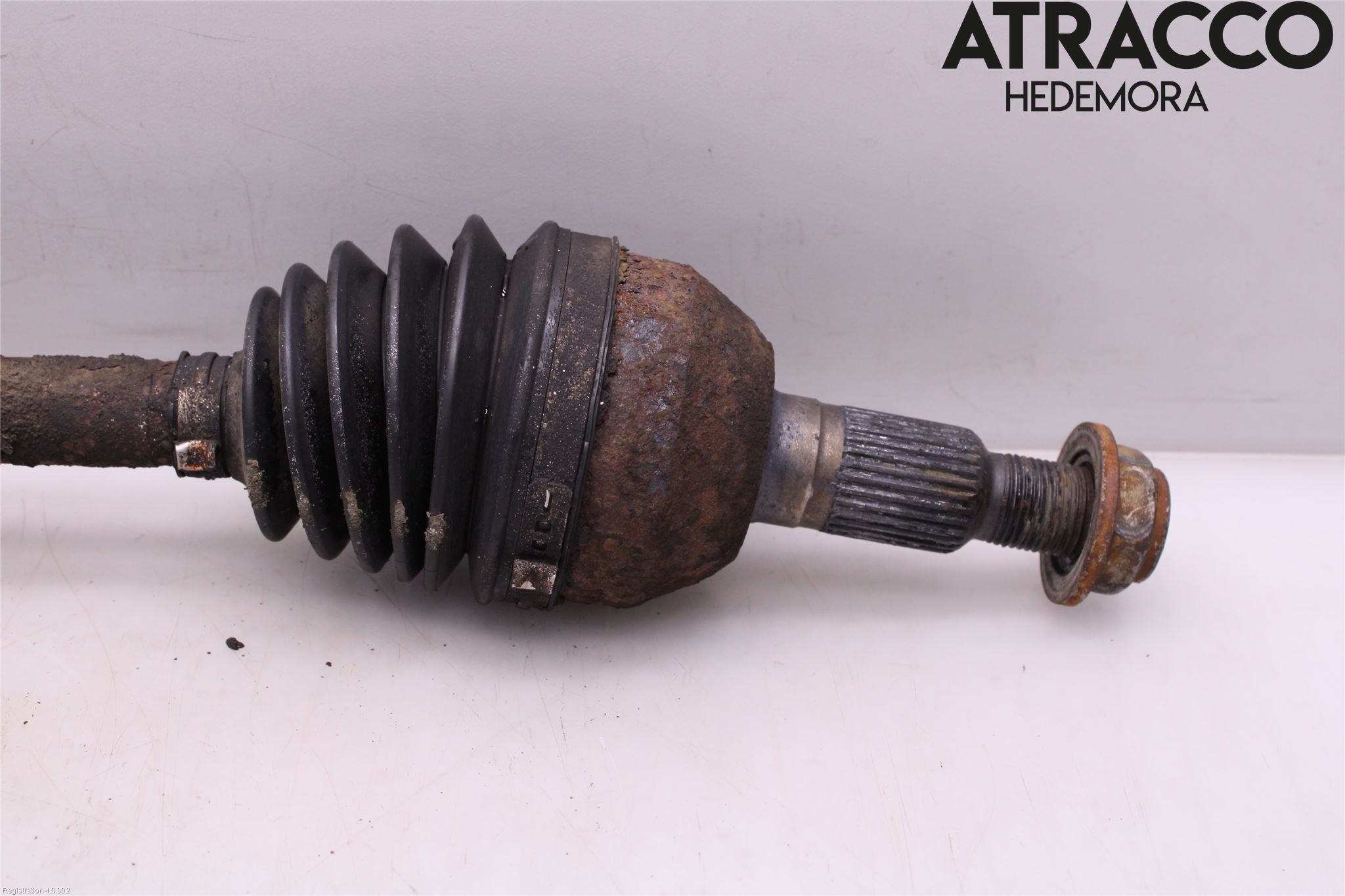 Cadillac SRX Drivaxel Fram Vänster