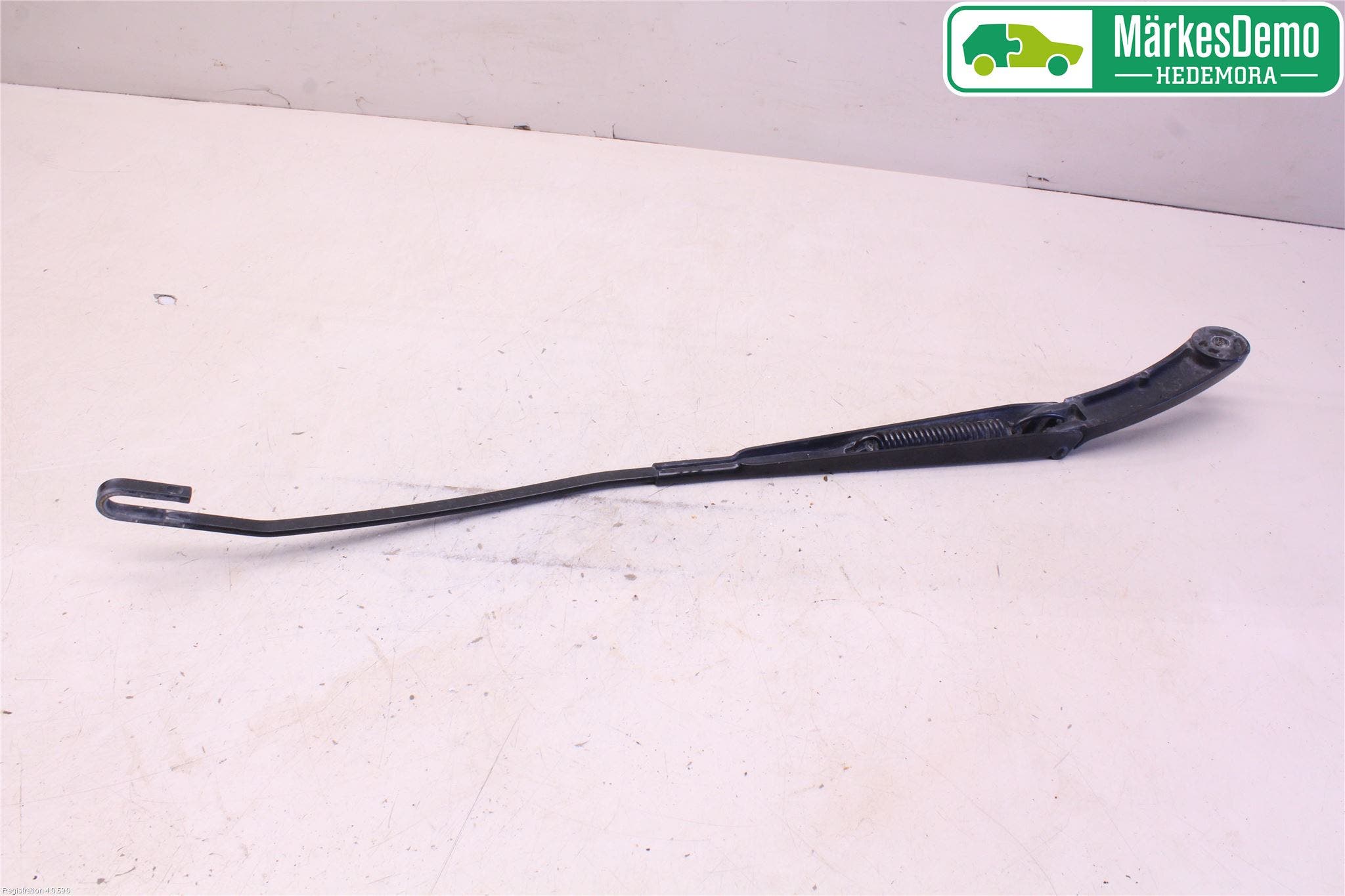 Volkswagen VW TRANSP/CARAVELLE (T5) 04-15 Torkararm Armar Vindruta