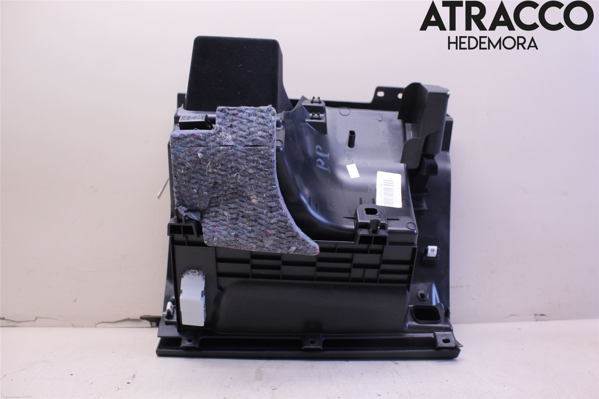 Peugeot 5008 17-24 Handskfack