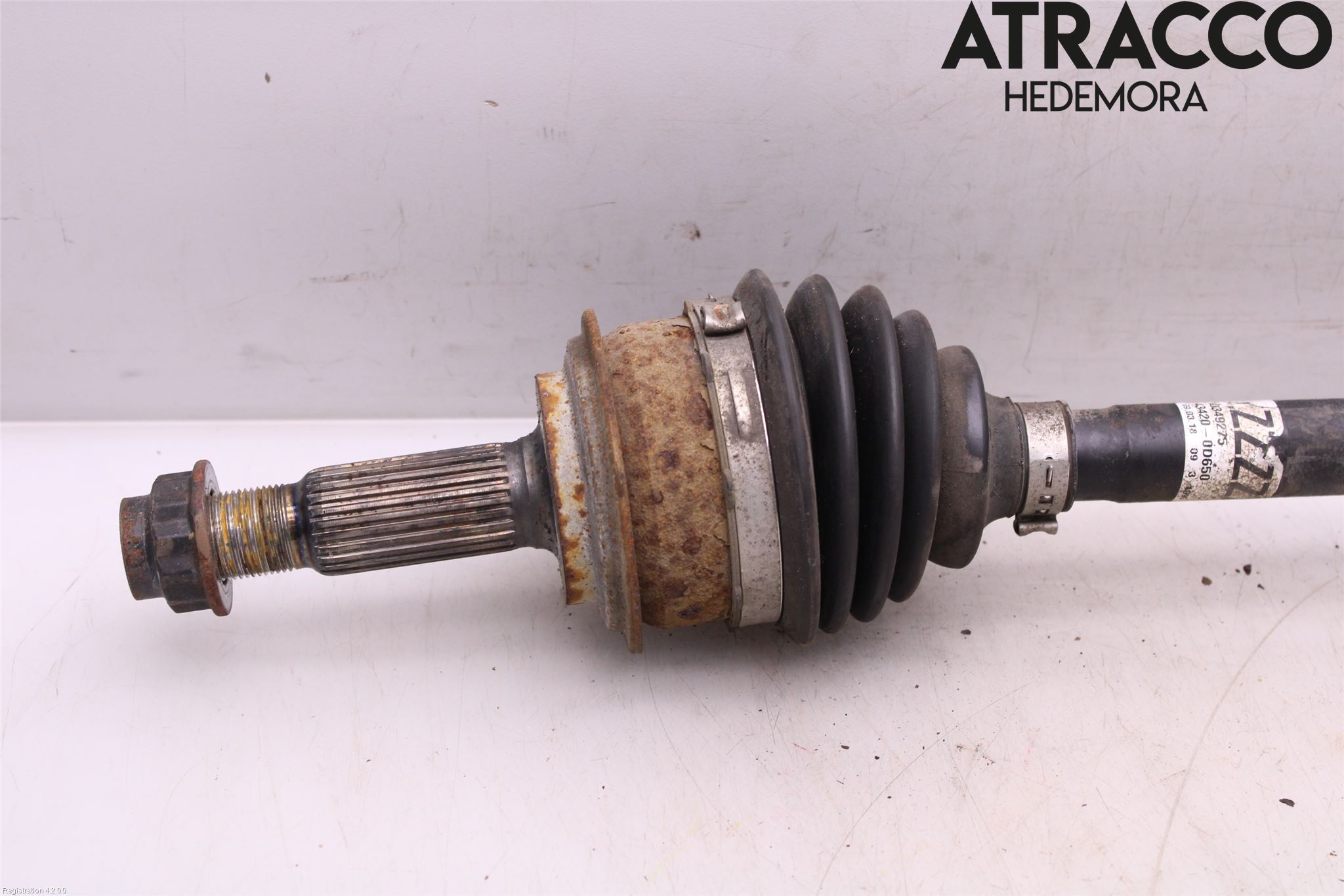 Toyota YARIS XP130 15-20 Drivaxel Fram Vänster