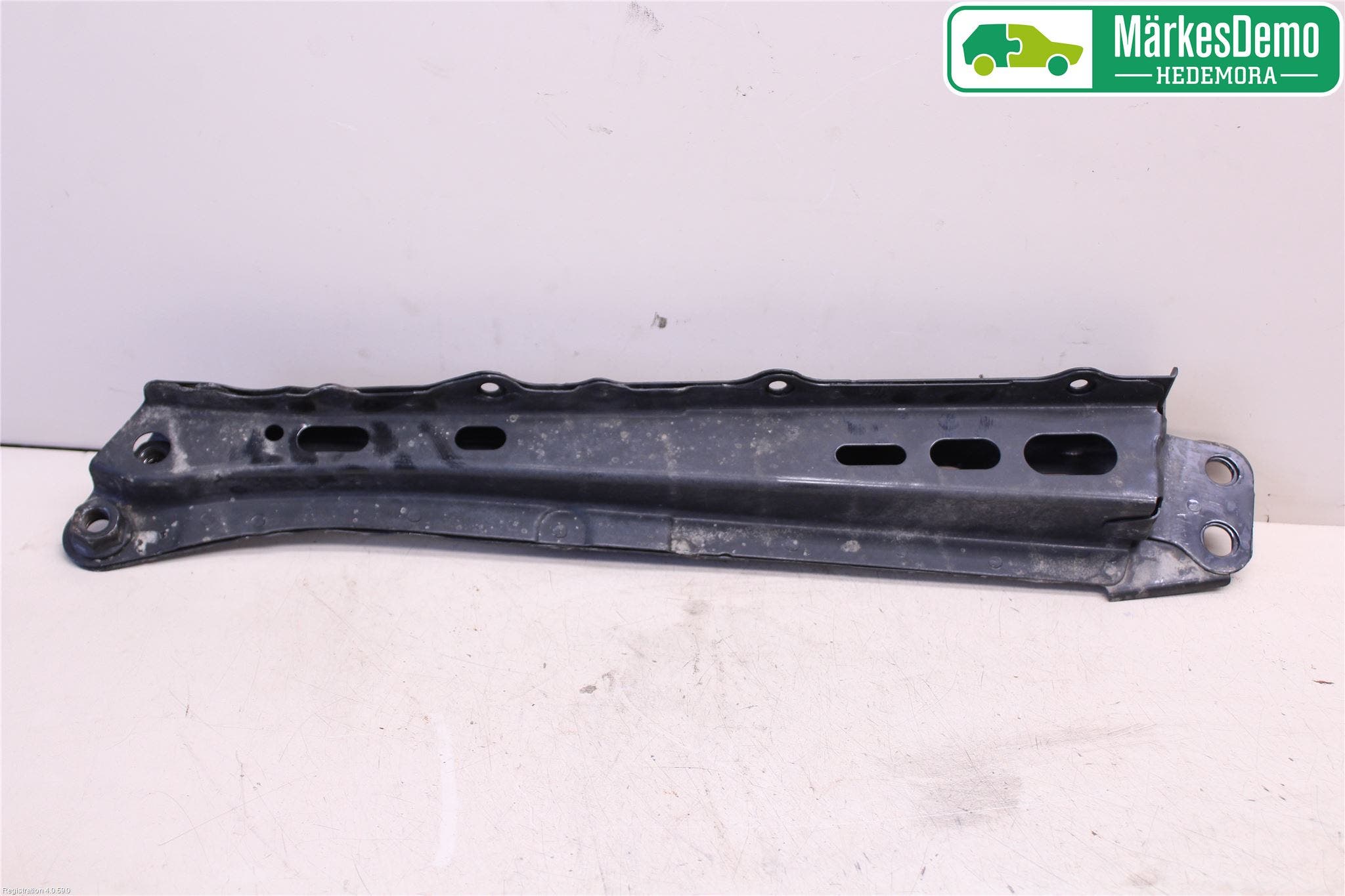 Toyota AVENSIS 09-15 Motorbalk