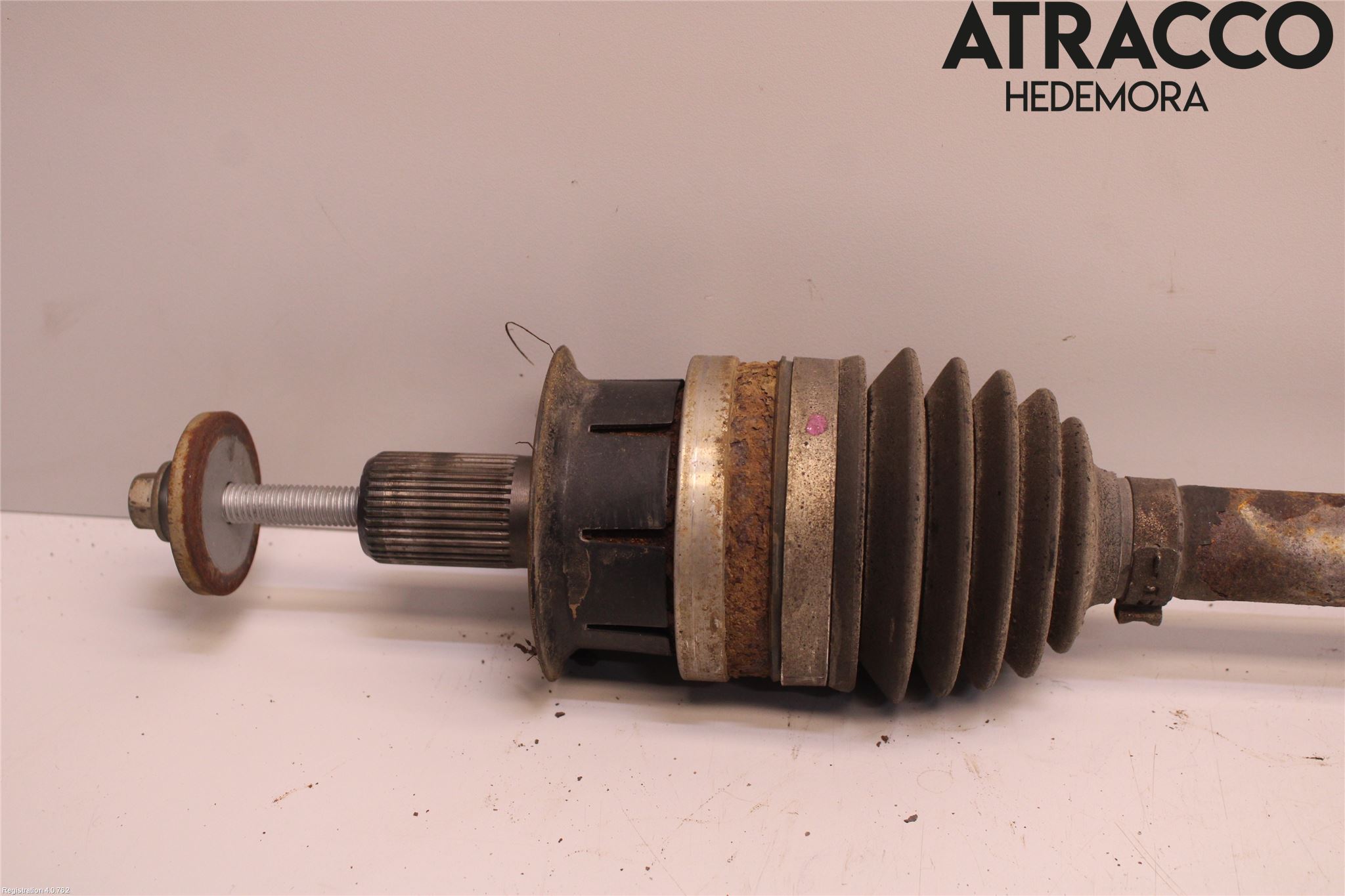 Volvo XC70 14-16 Drivaxel Bak Höger