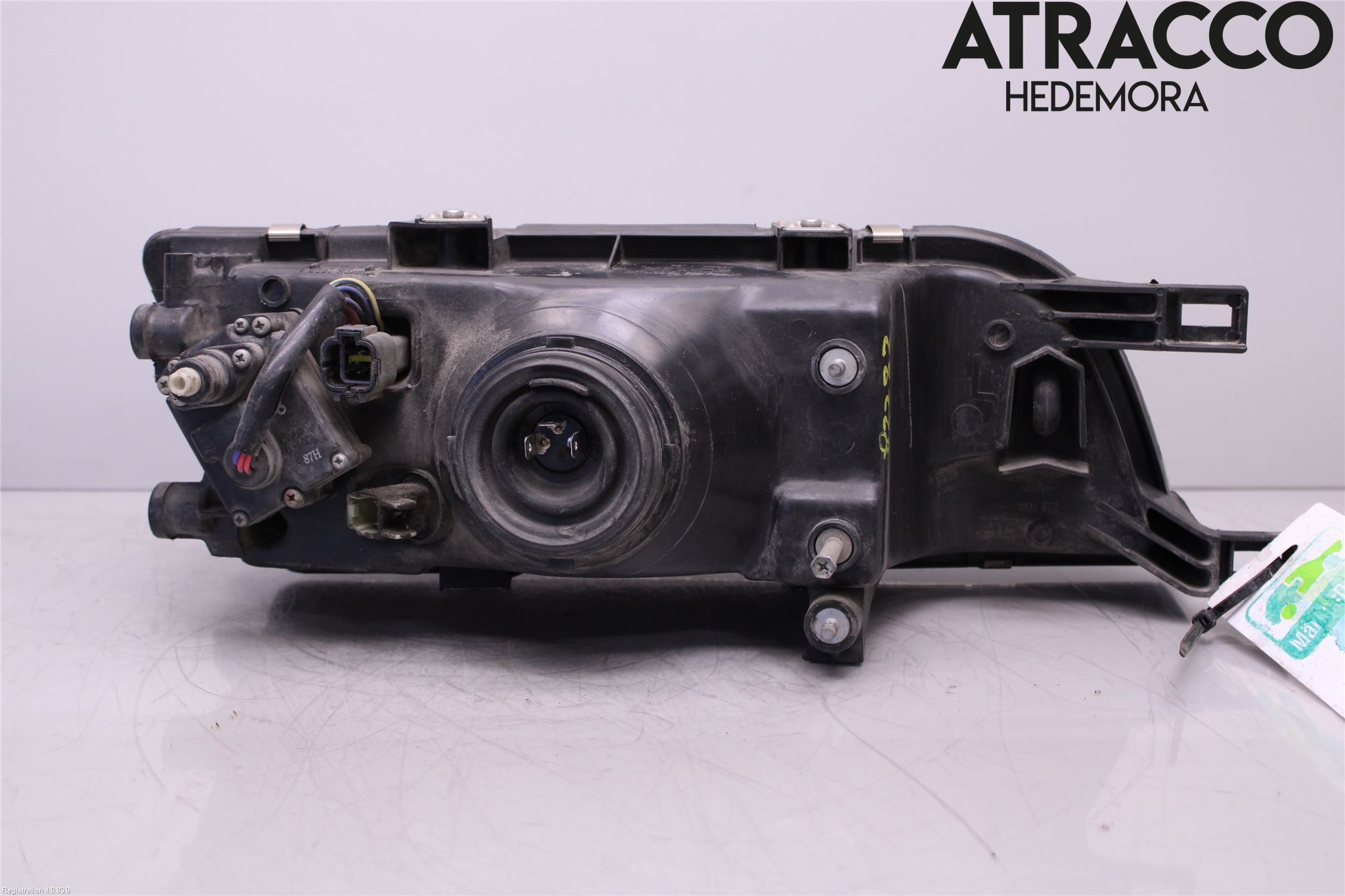 Nissan ALMERA    96-00 Strålkastare Vänster