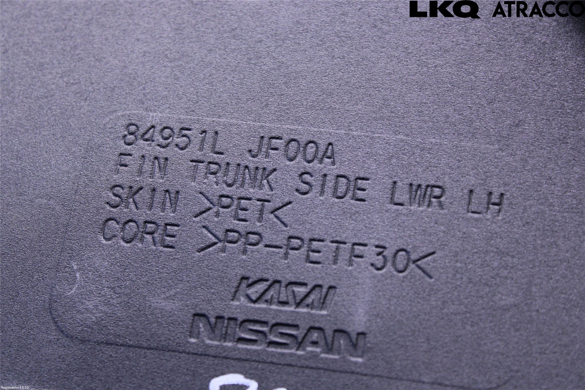 Nissan GT-R Inrbagagerumklädsel-Golv