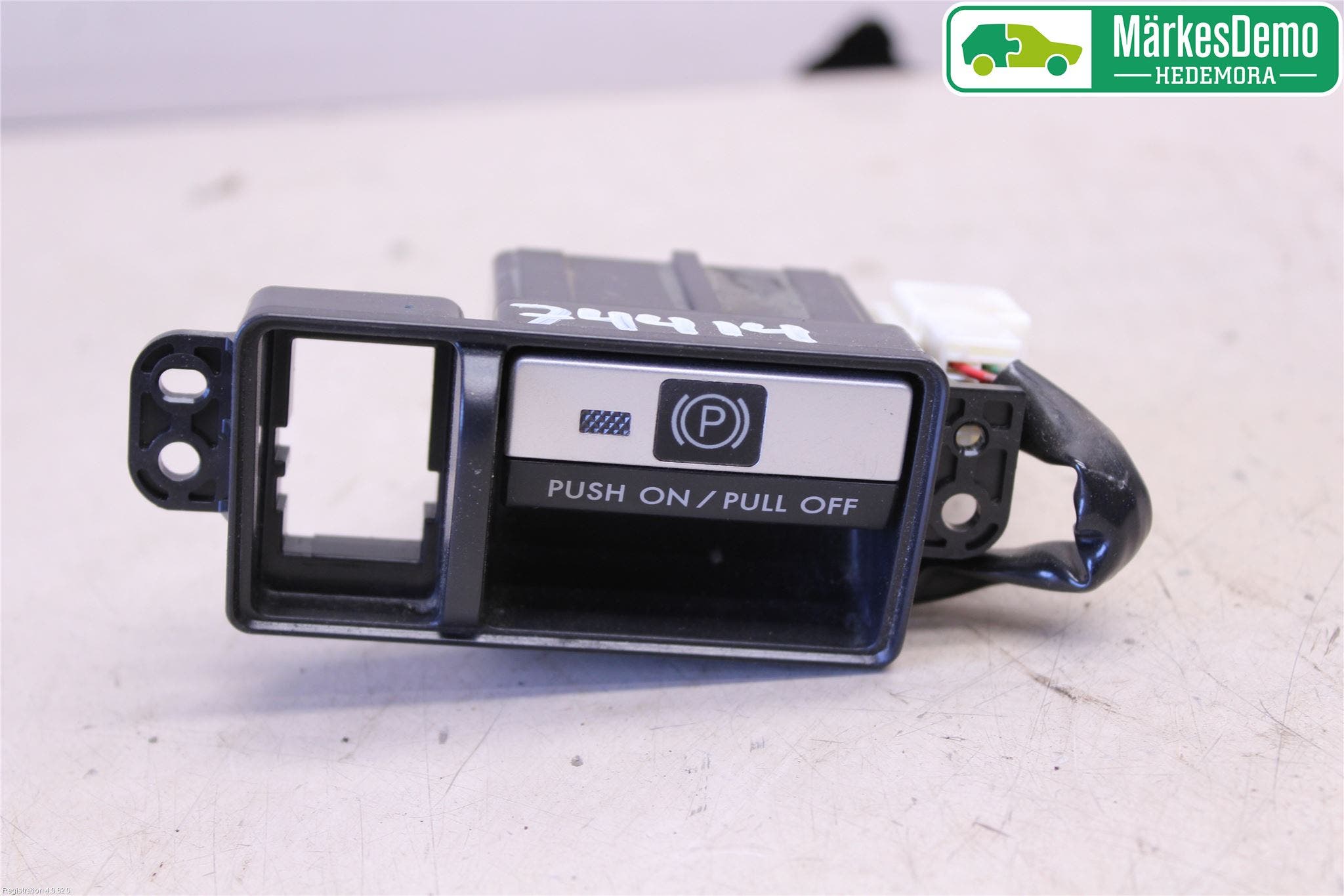 Subaru LEGACY 10-14 Strömställare Parkeringsbroms