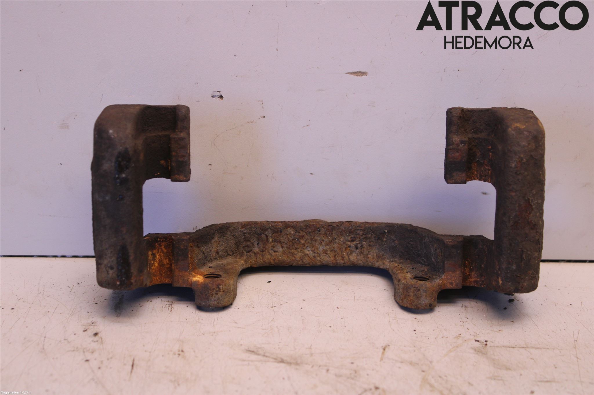 BMW 3 E46      98-05 Bromsokshållare