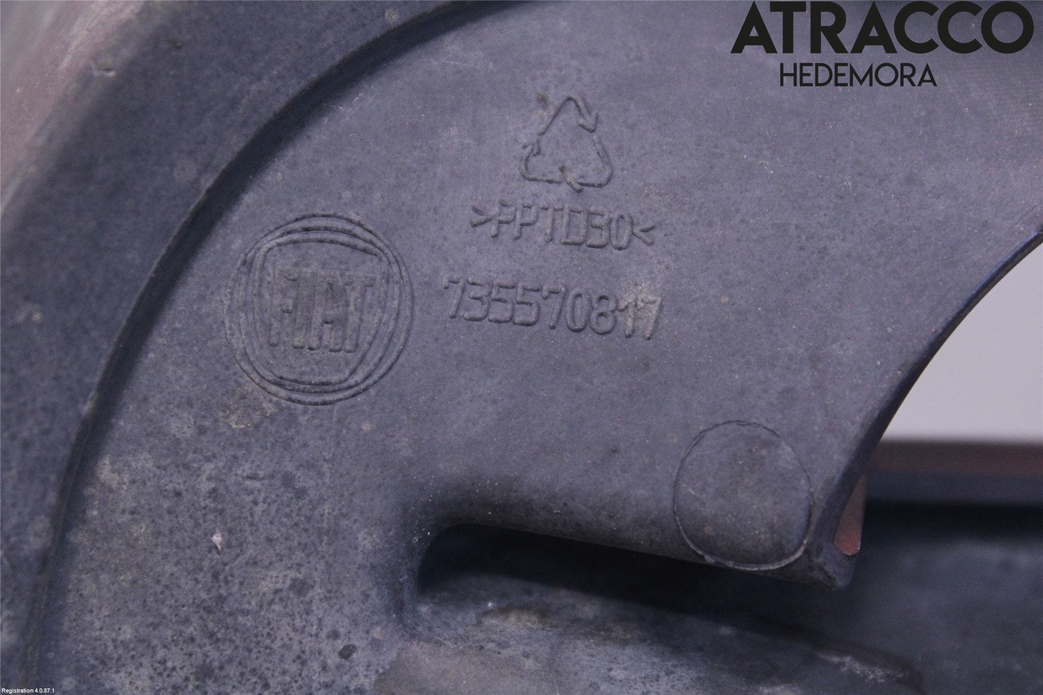 Fiat 500L 13-19 Grilldel Mitt