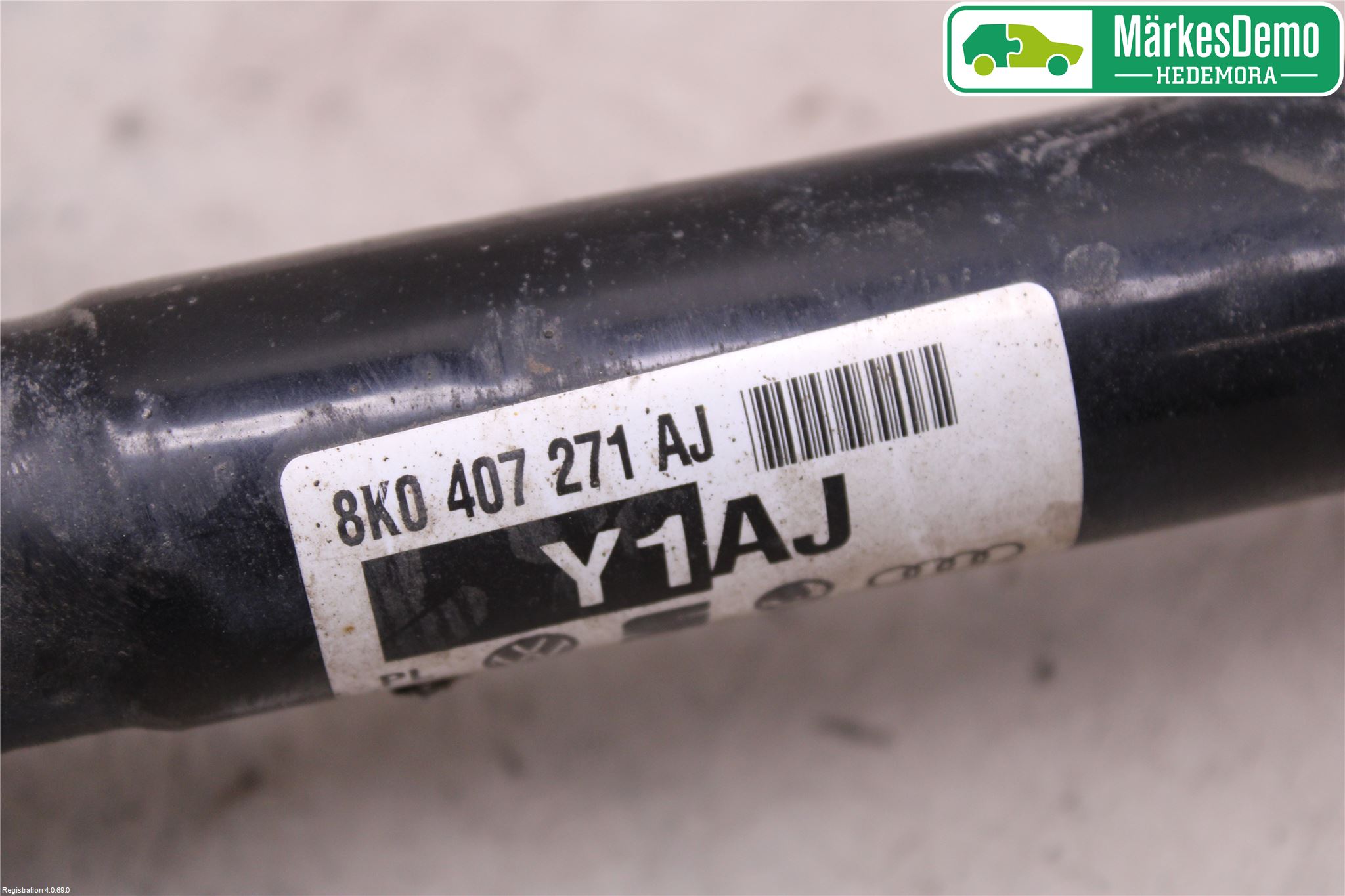Audi A4 12-15 Drivaxel Fram Vänster