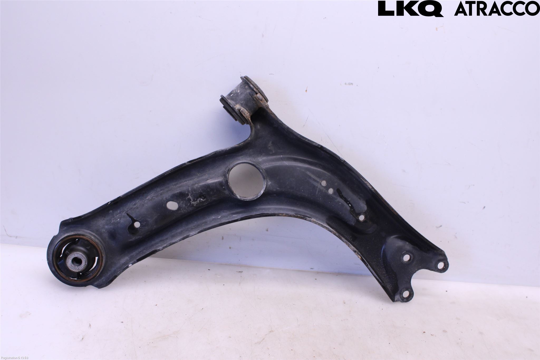 Volkswagen VW TIGUAN 16-24 Bärarm Fram Undre Vä