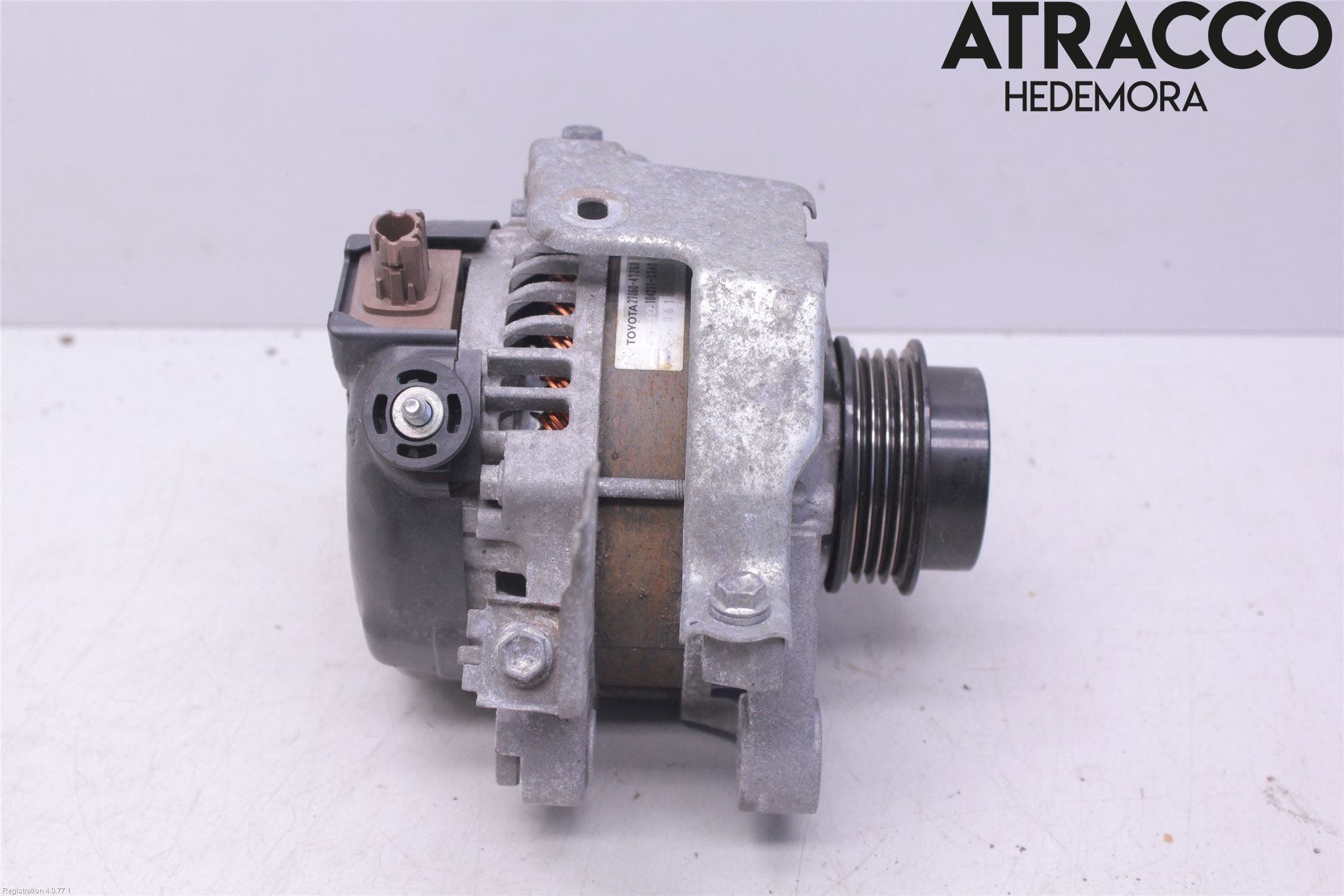 Toyota VERSO-S 11-16 Generator