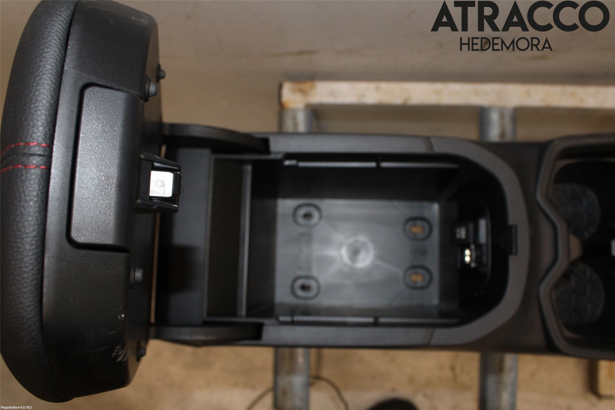 Toyota RAV4 19- Inr Tunnelfack