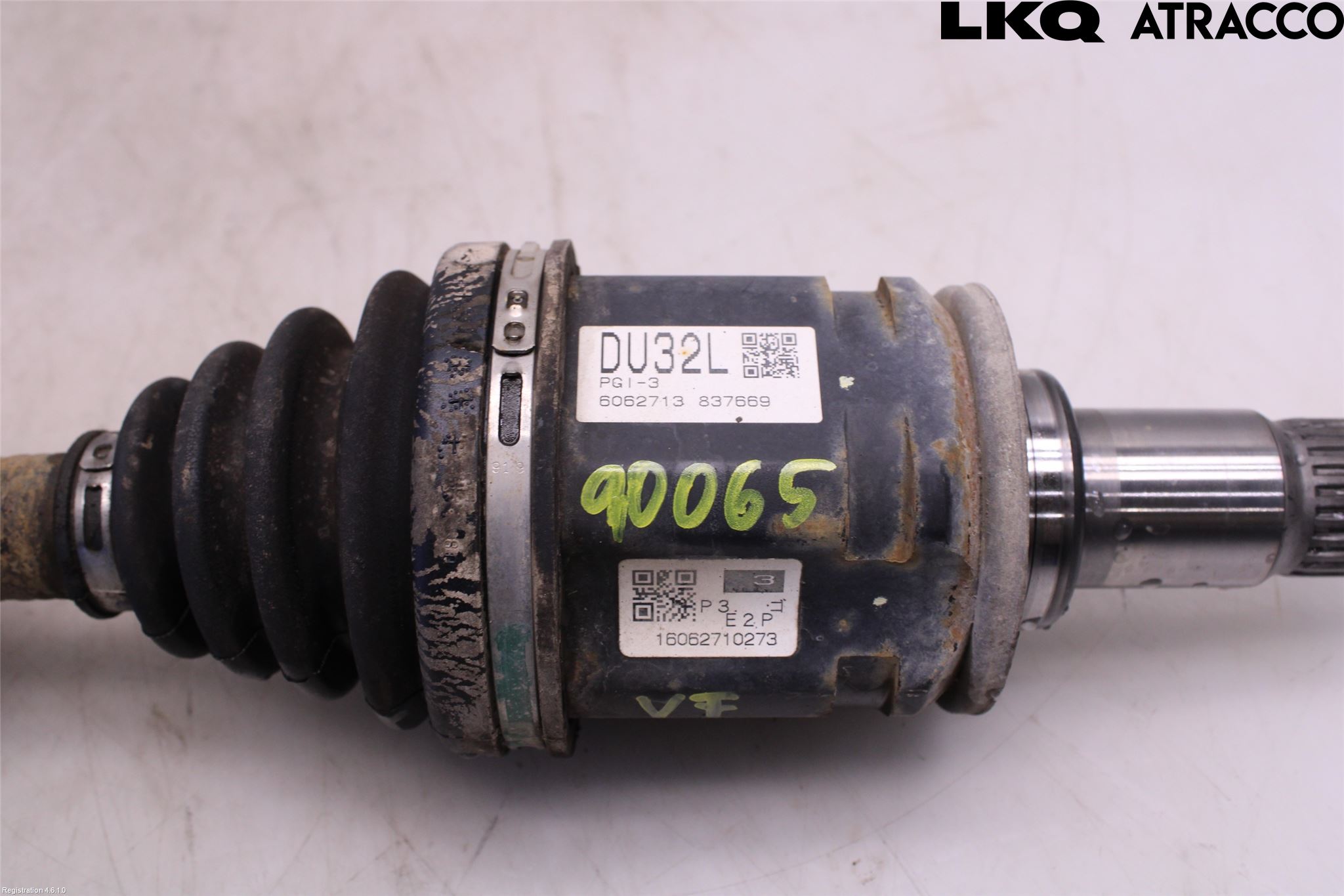Toyota RAV4 13-18 Drivaxel Fram Vänster