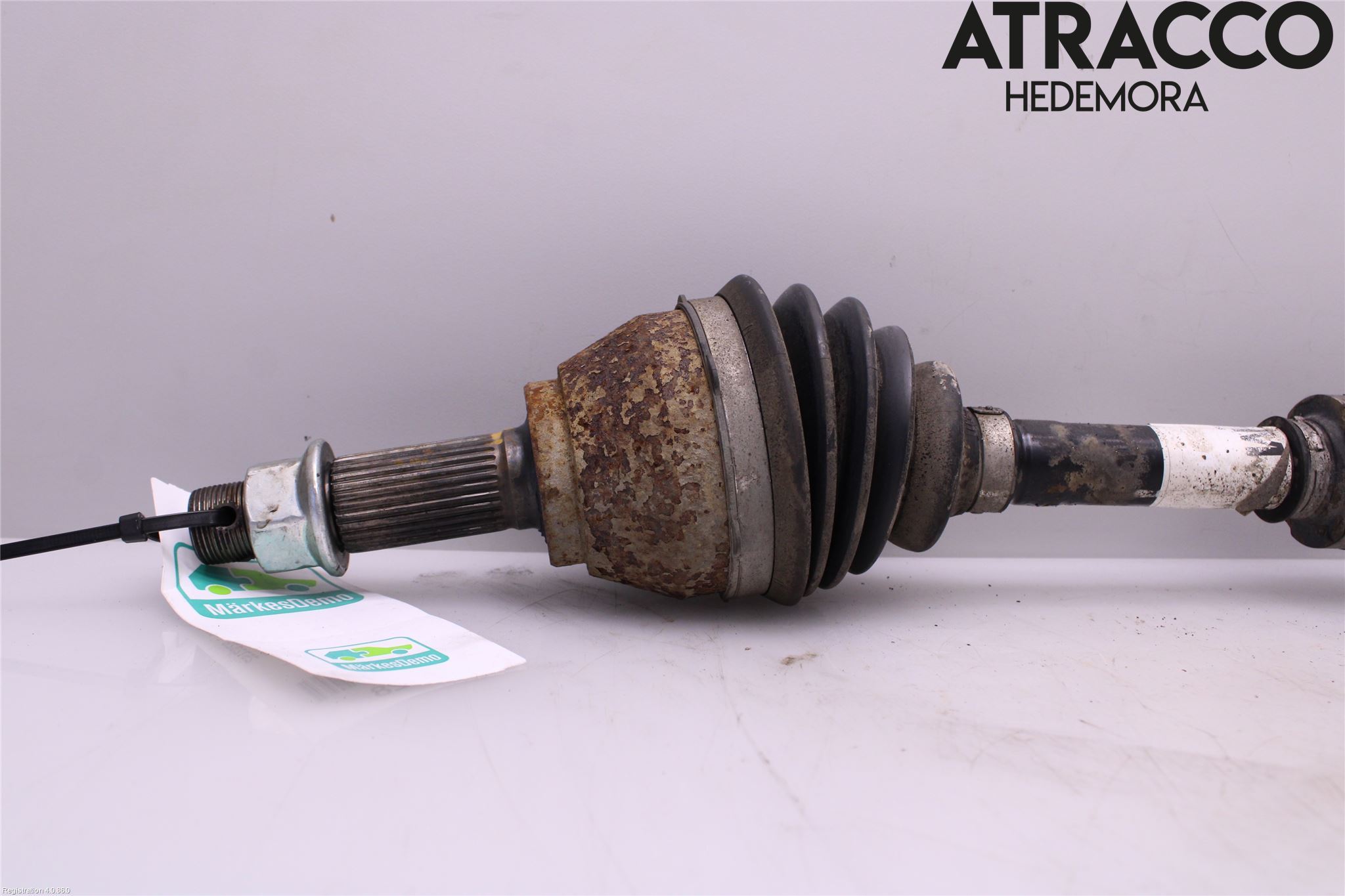 Nissan JUKE 14-19 Drivaxel Fram Vänster