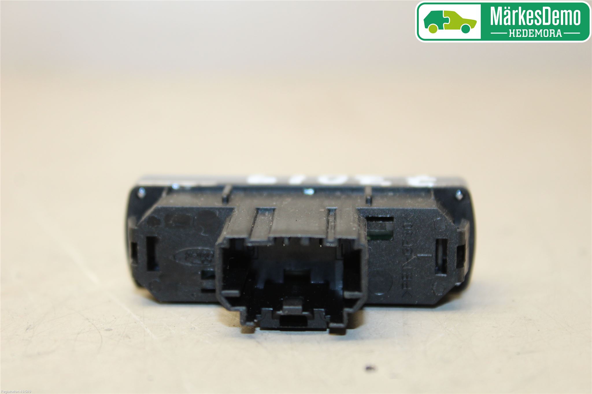 Ford S-MAX 06-15 Strömställare Antisladd