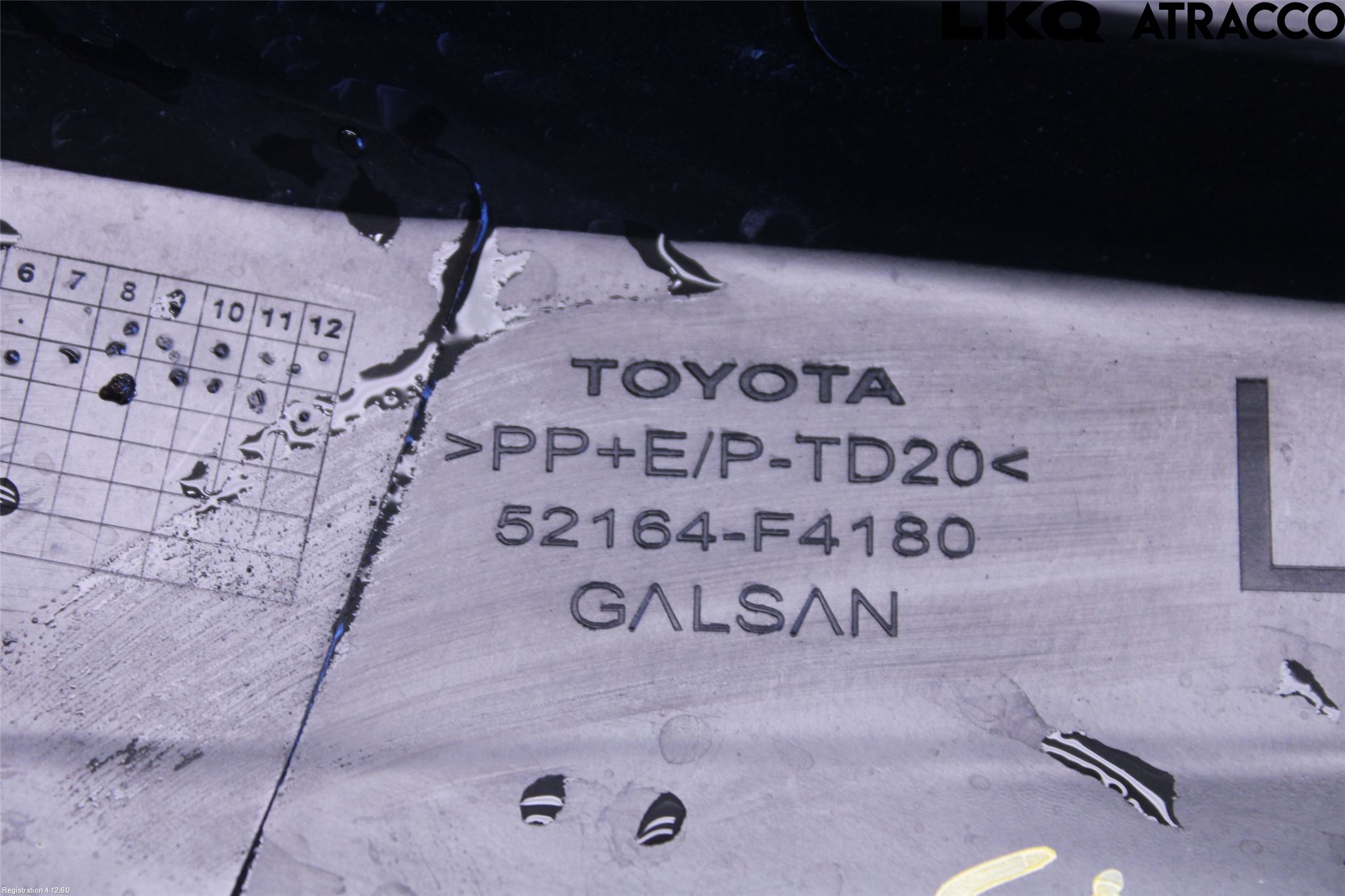 Toyota C-HR 24- Stötfångardel Bak Vä