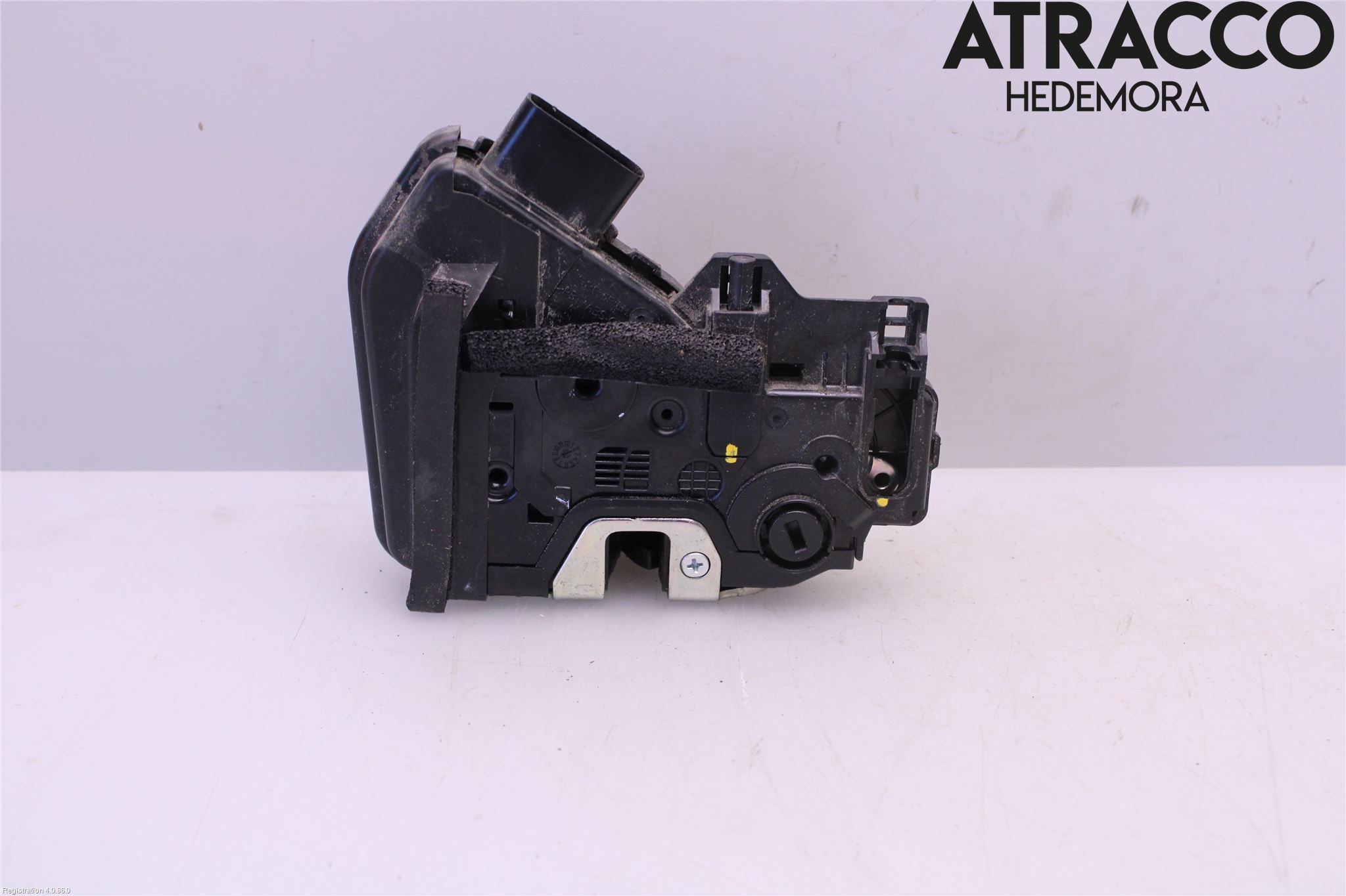 Kia OPTIMA 16-20 Låskista-Dörrlås