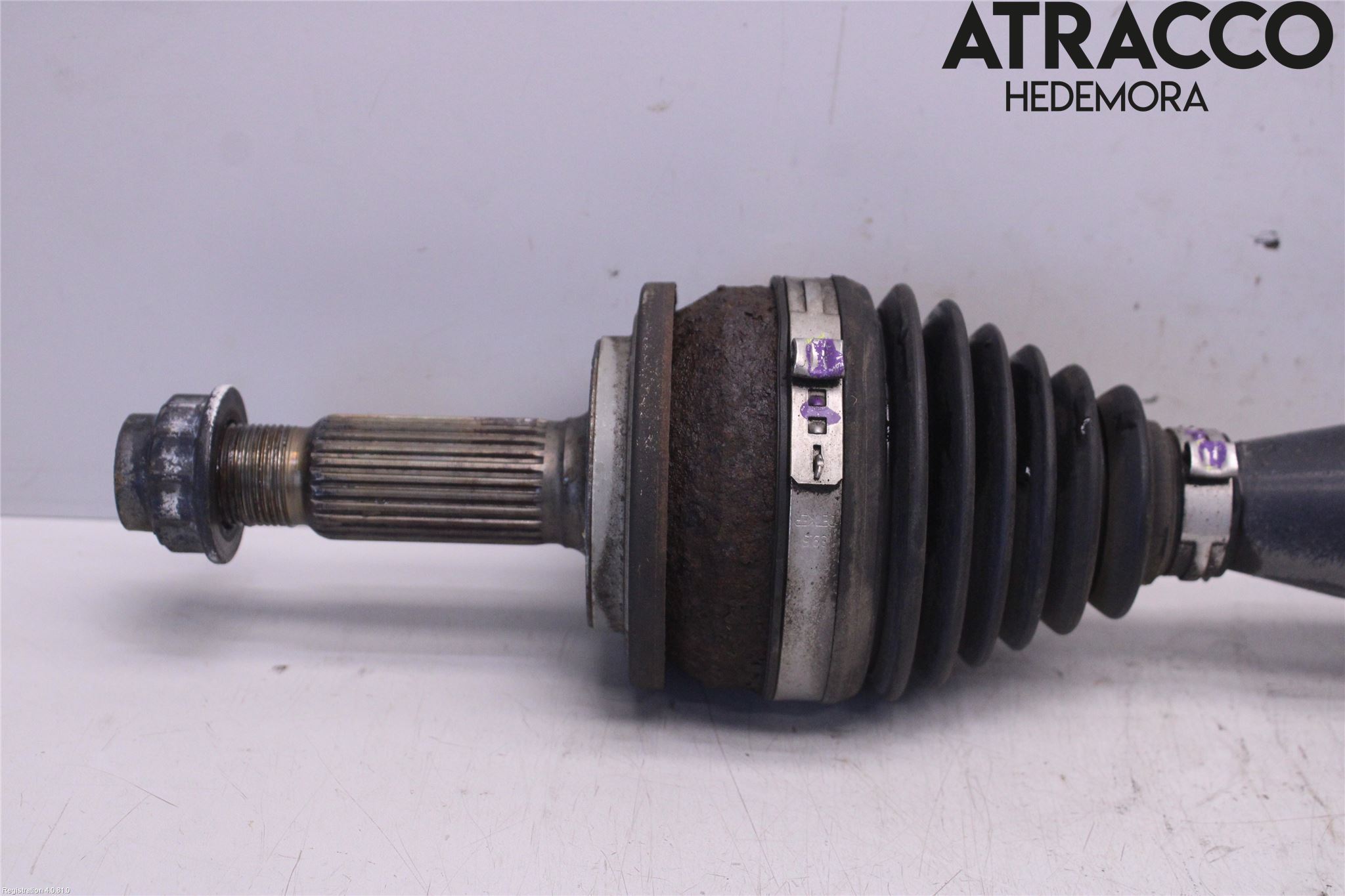 Toyota AURIS 10-12 Drivaxel Fram Höger