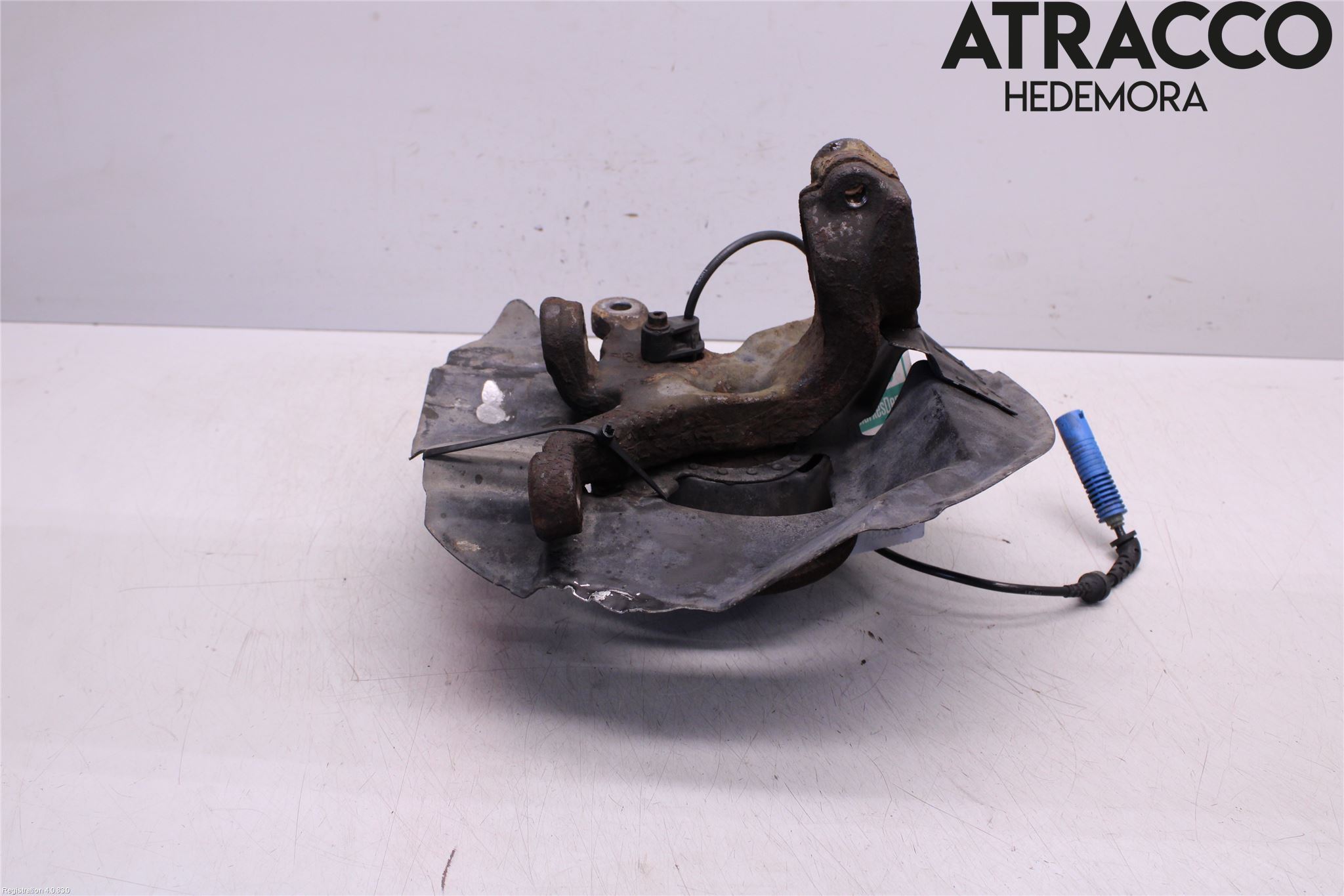 BMW 3 E46      98-05 Styrspindel Lagerhus Vä