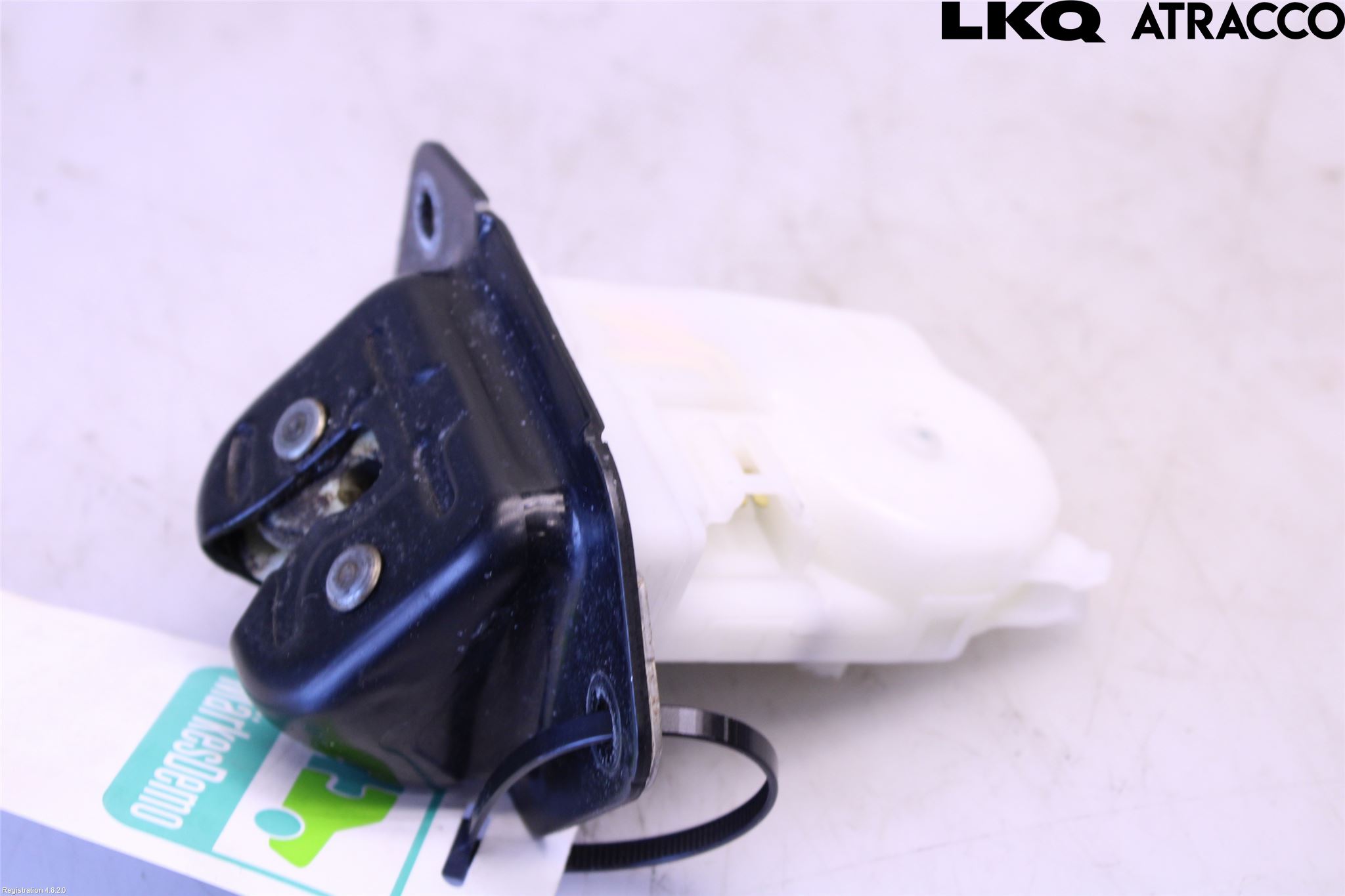 Nissan JUKE 10-14 Låskista Baklucka