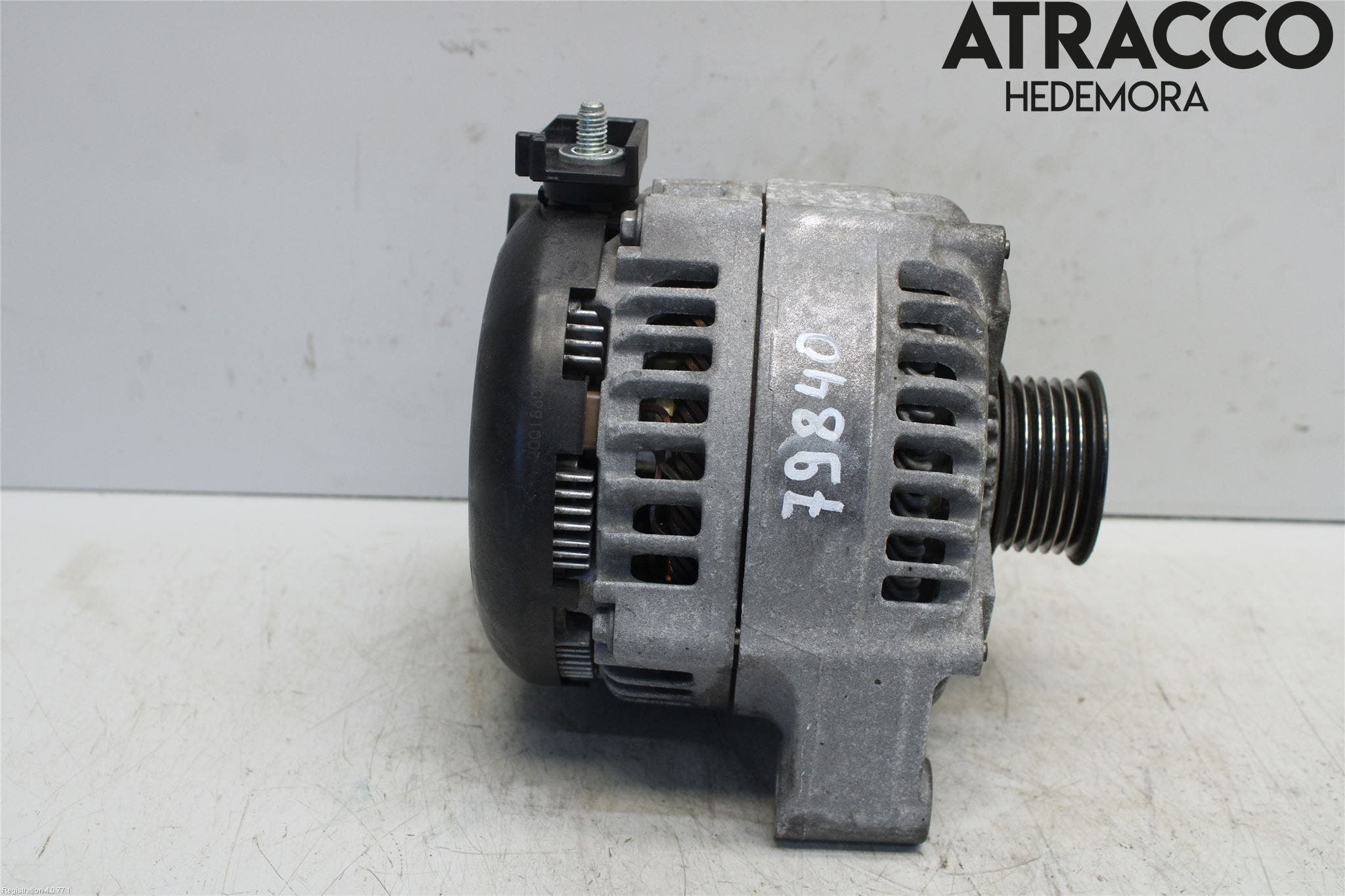 BMW 5 F10/F11/F18 09-17 Generator