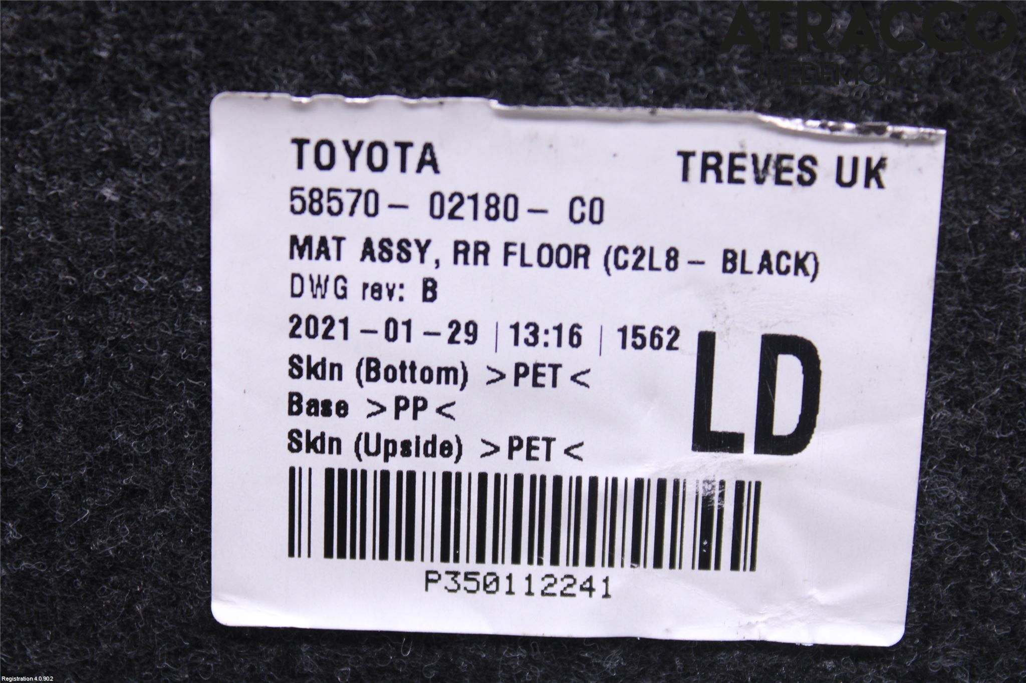 Toyota COROLLA 19- Inrbagagerumklädsel-Golv