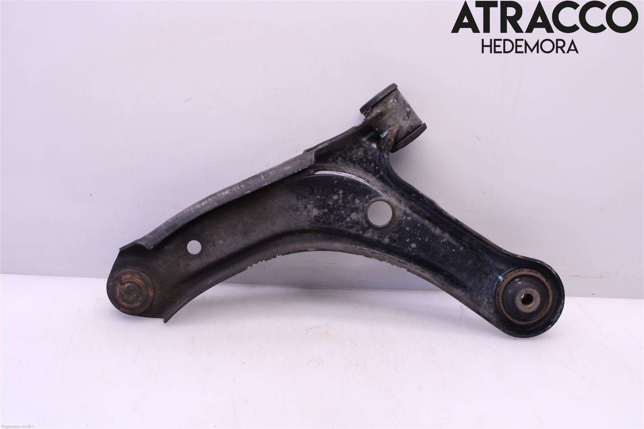 Suzuki VITARA 15- Bärarm Fram Undre Hö