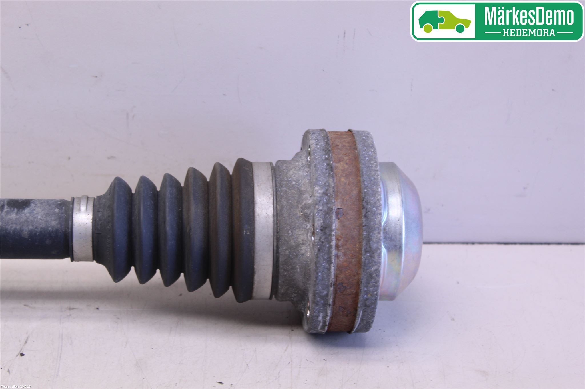 Audi Q5 09-16 Drivaxel Bak Vänster