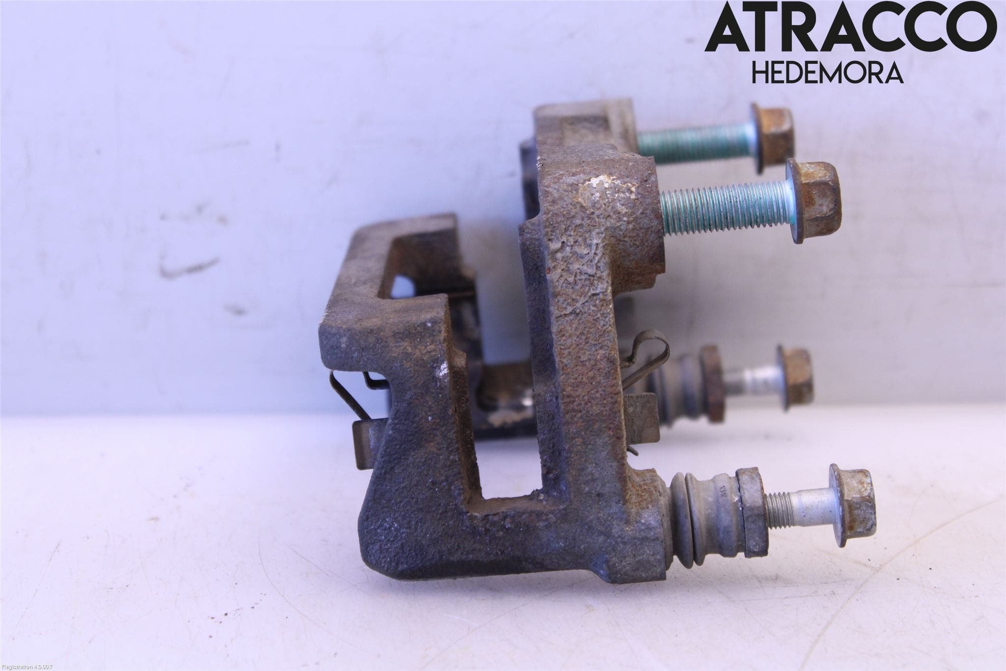 Mazda CX-3 Bromsokshållare