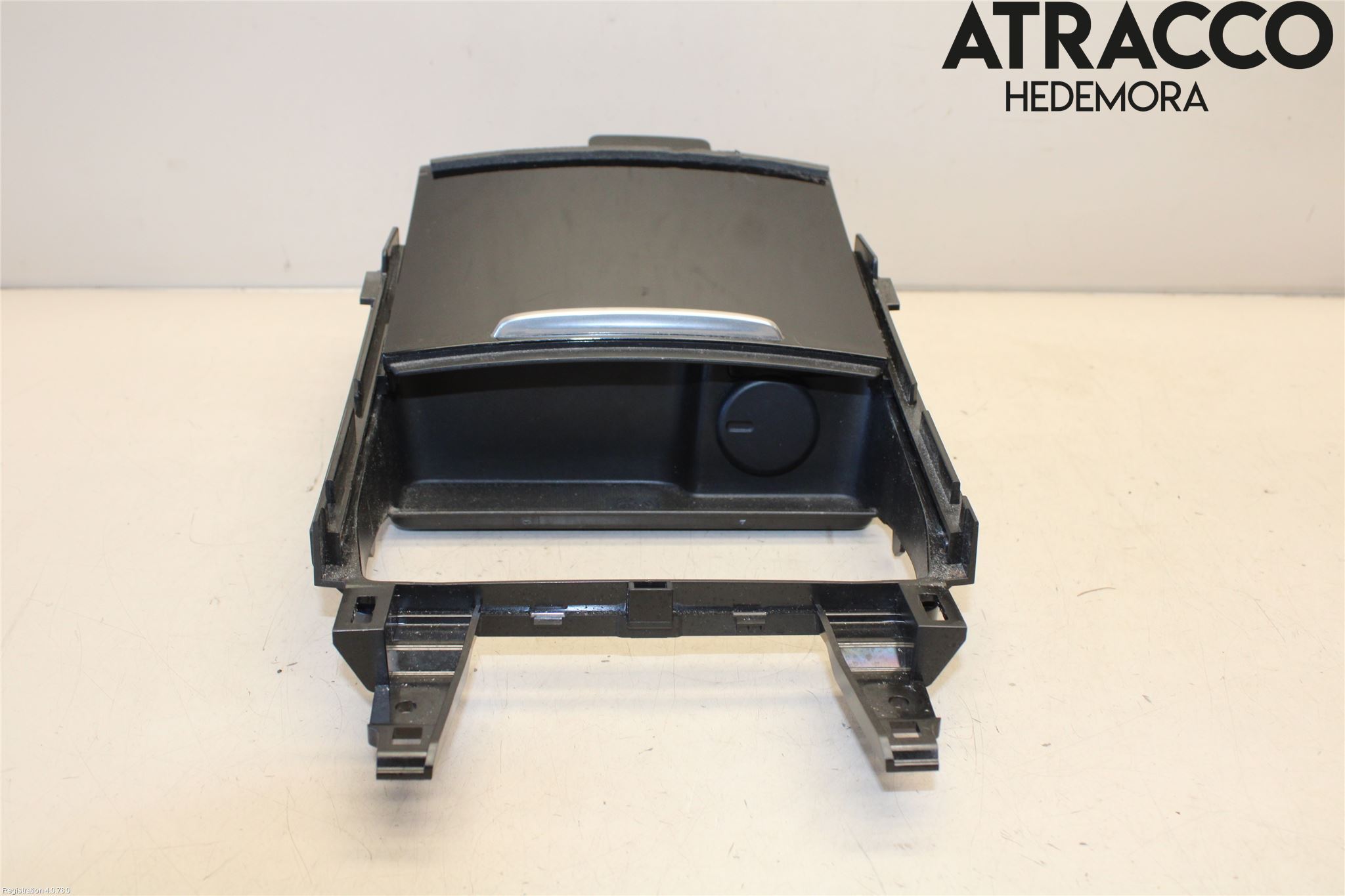 Opel INSIGNIA 17- Instrumentbräda Förvaringsfack