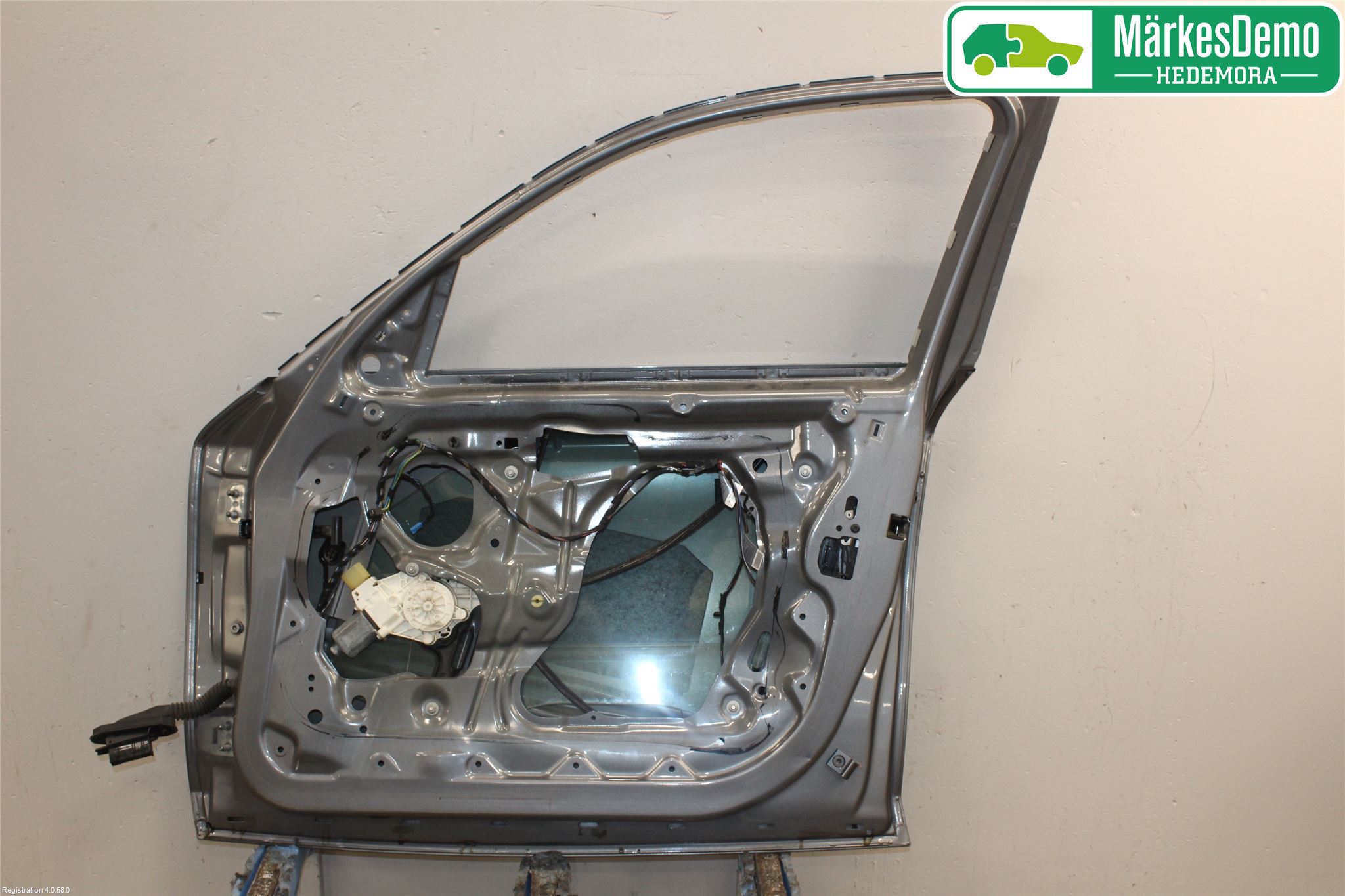 BMW 1 E87/81 5D/3D 03-11 Dörr Fram Höger