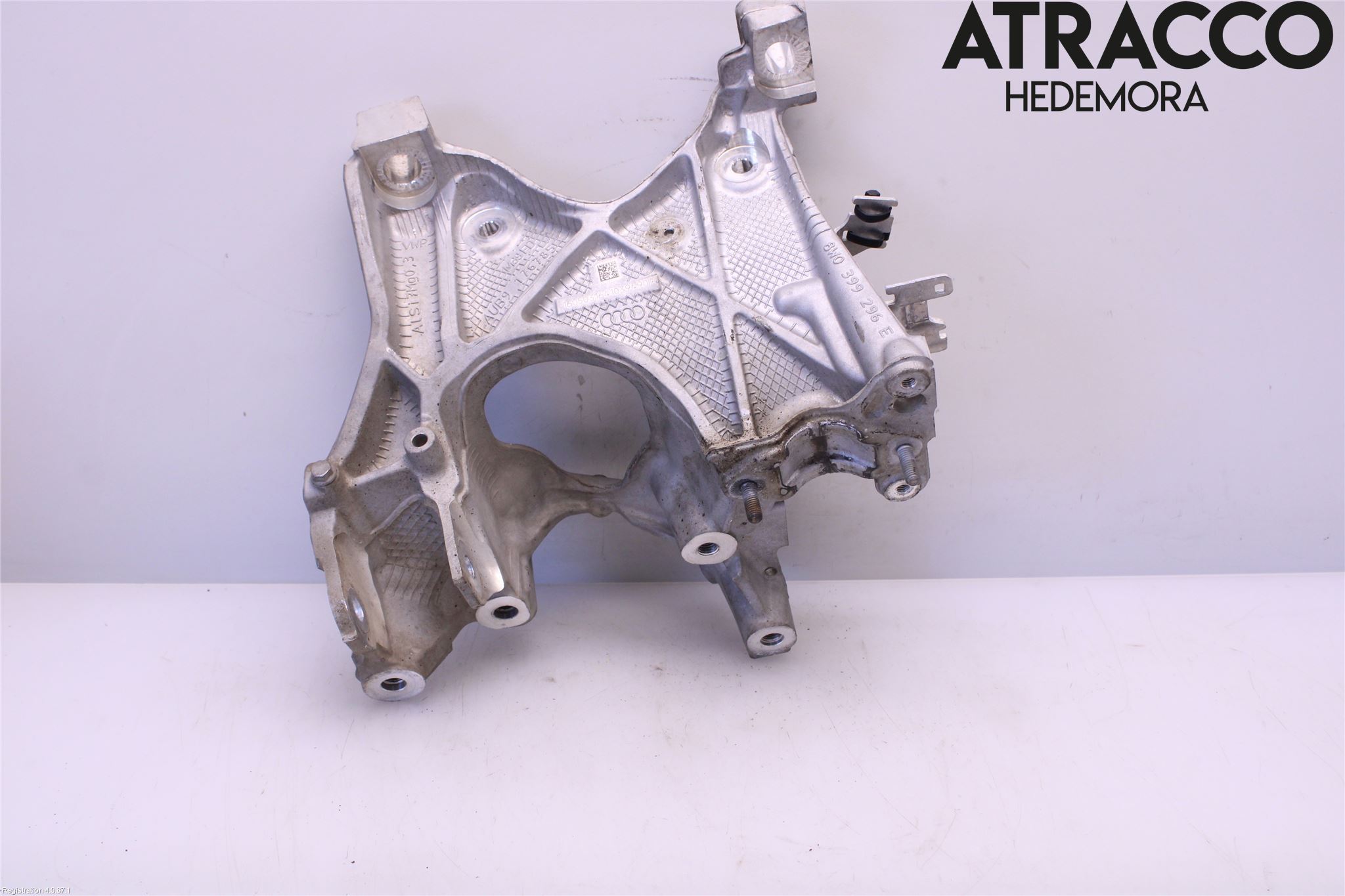 Audi A4/S4 B9 16-19 Motorfäste