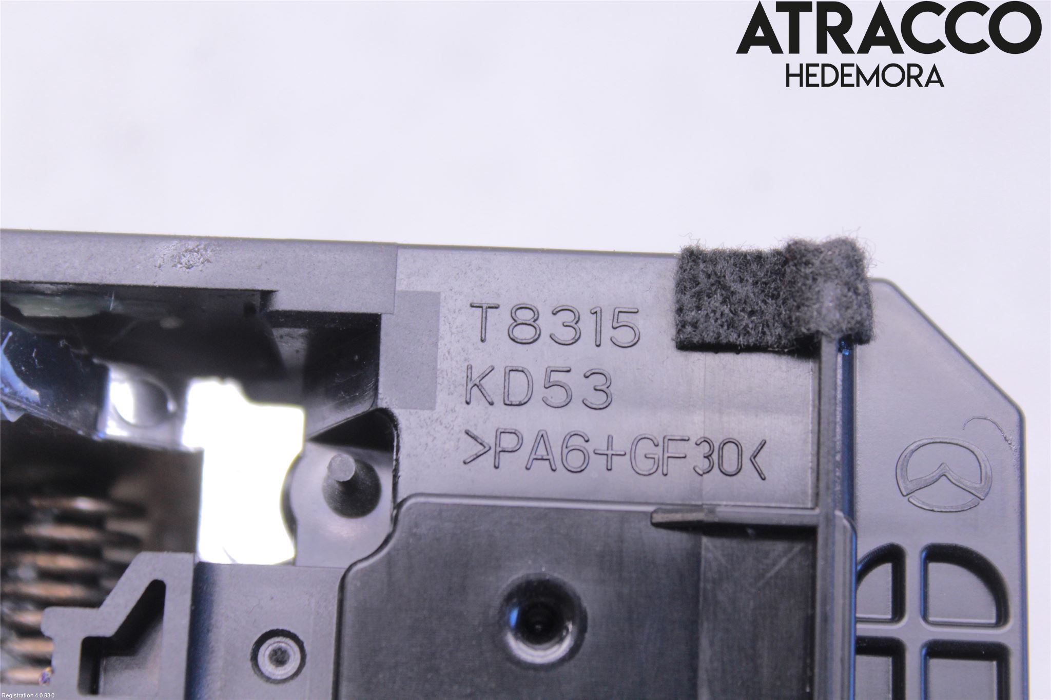 Mazda 3 III 14-19 Dörrhandtag Inre Vä