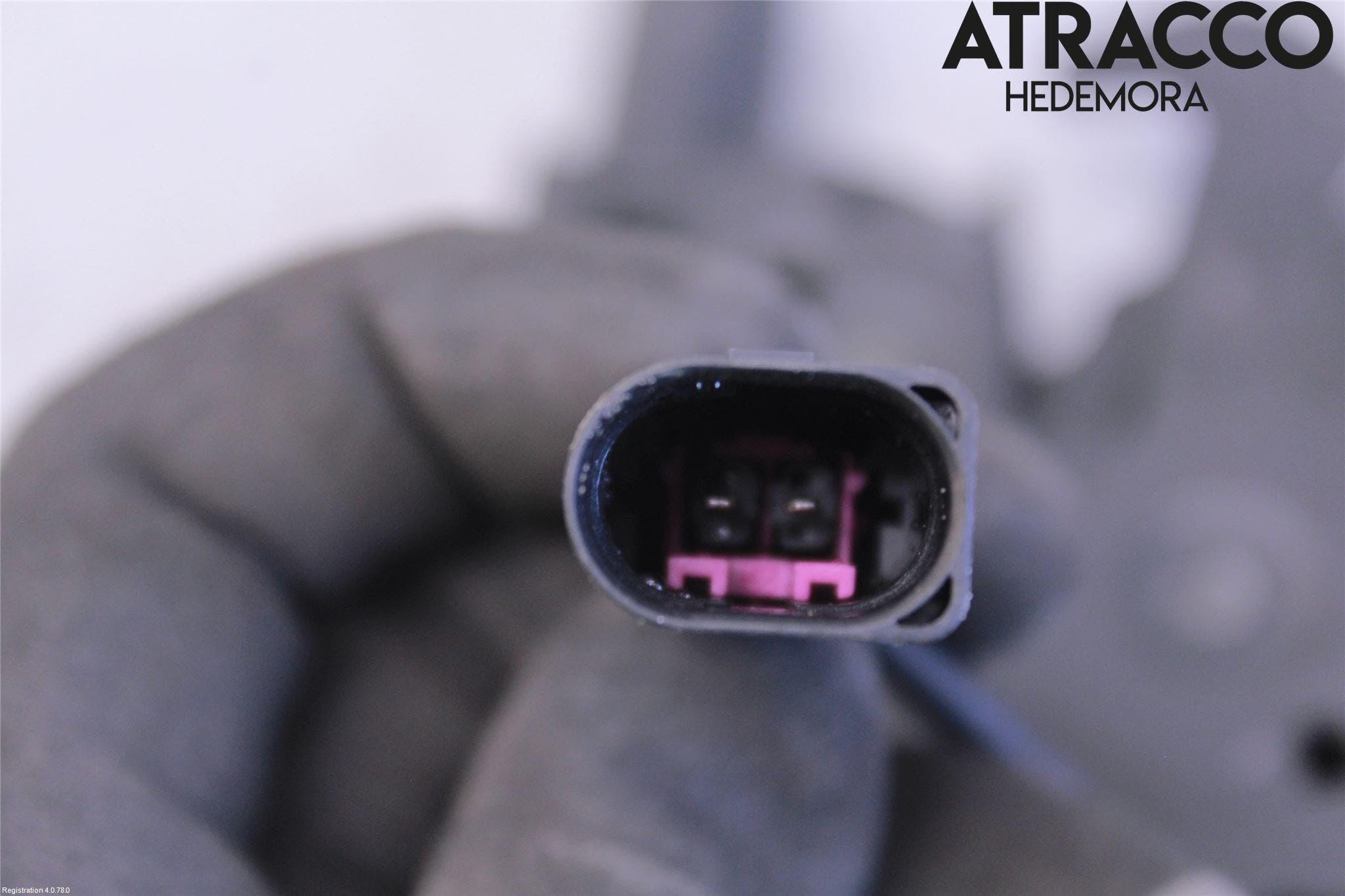 Skoda SUPERB 16-24 Huvlås