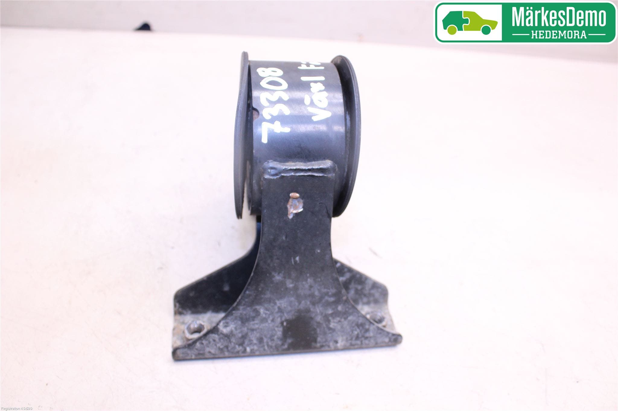 Suzuki SWIFT 11-16 Växellådsfäste