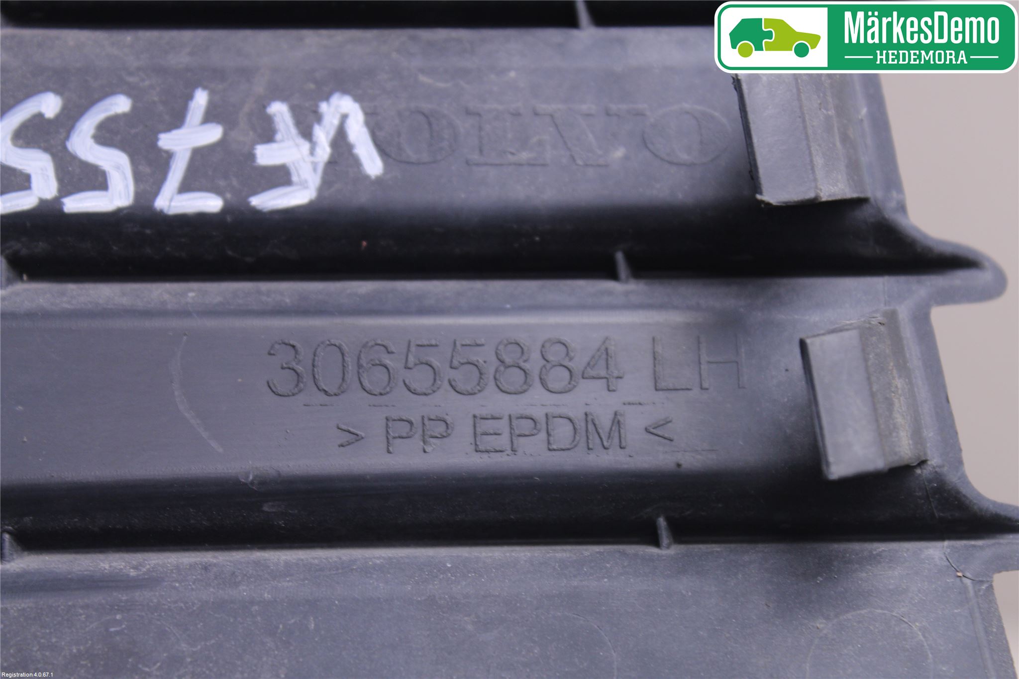 Volvo V50 04-07 Dimljussarg Fram