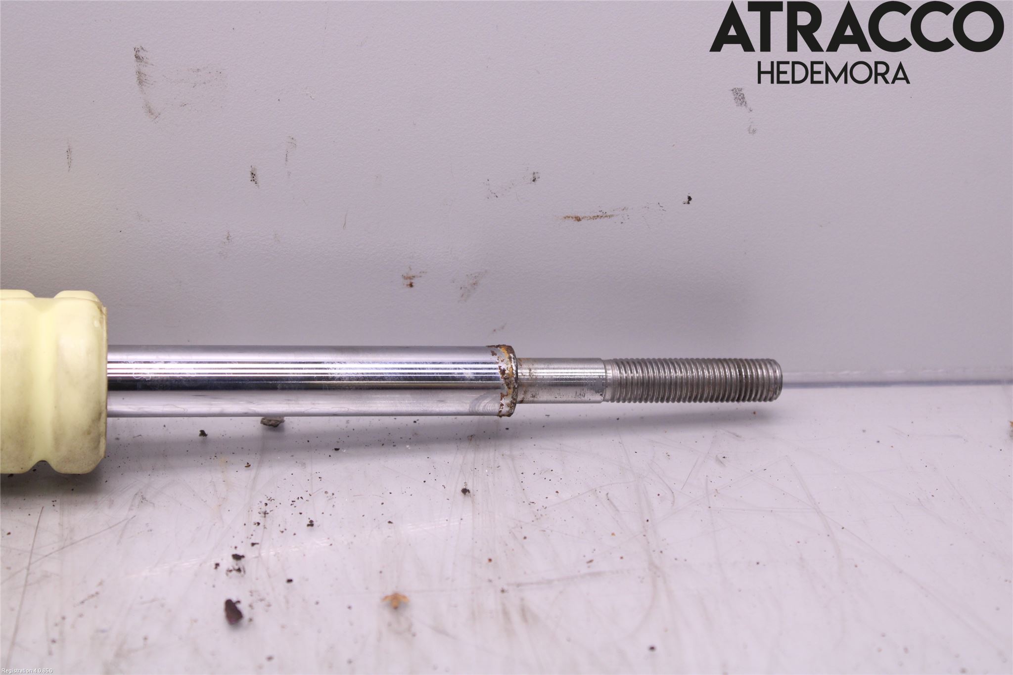 BMW 1 E87/81 5D/3D 03-11 Stötdämpare Bak