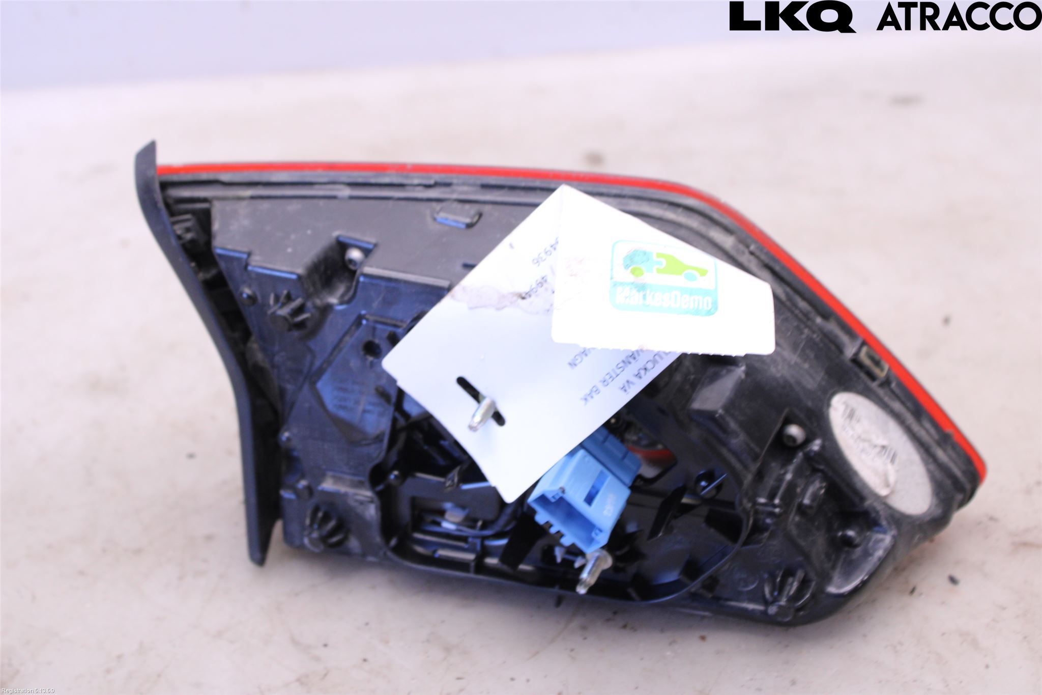 Volkswagen VW TIGUAN 16-24 Bakljus Lucka Vä